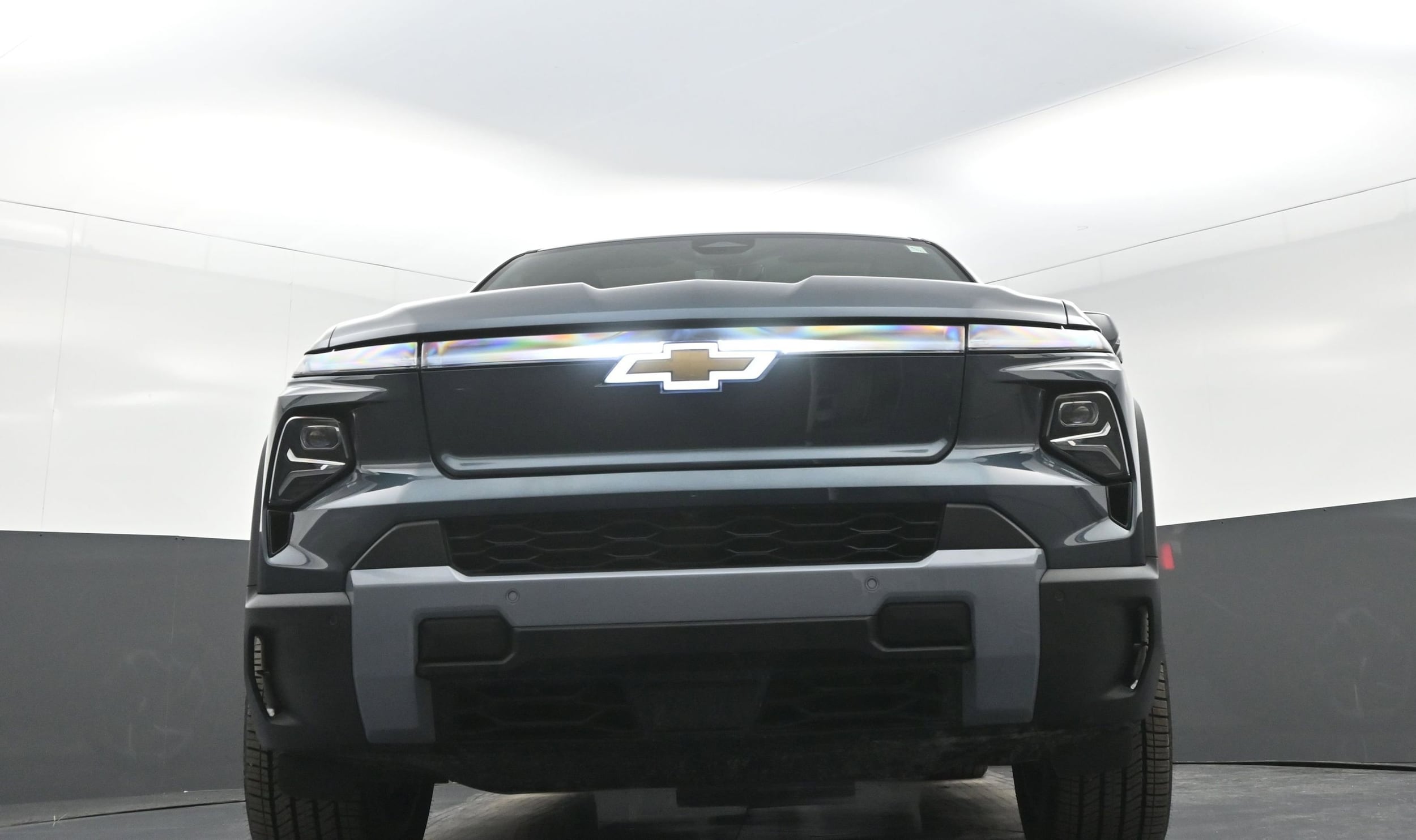 2026 Chevrolet Silverado EV LT - Photo 10
