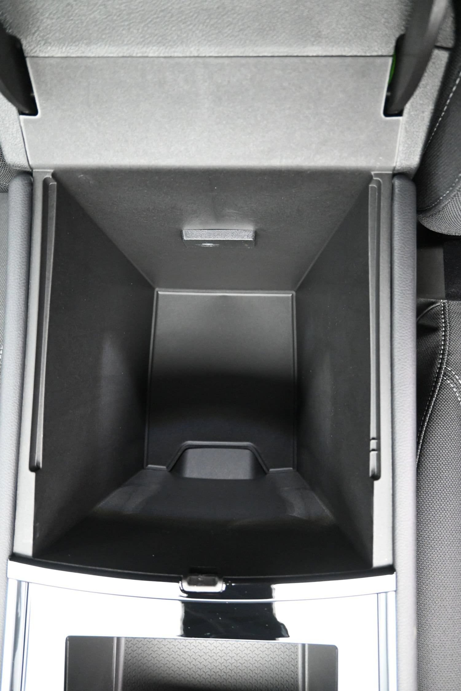 2027 Chevrolet Traverse LT - Photo 45