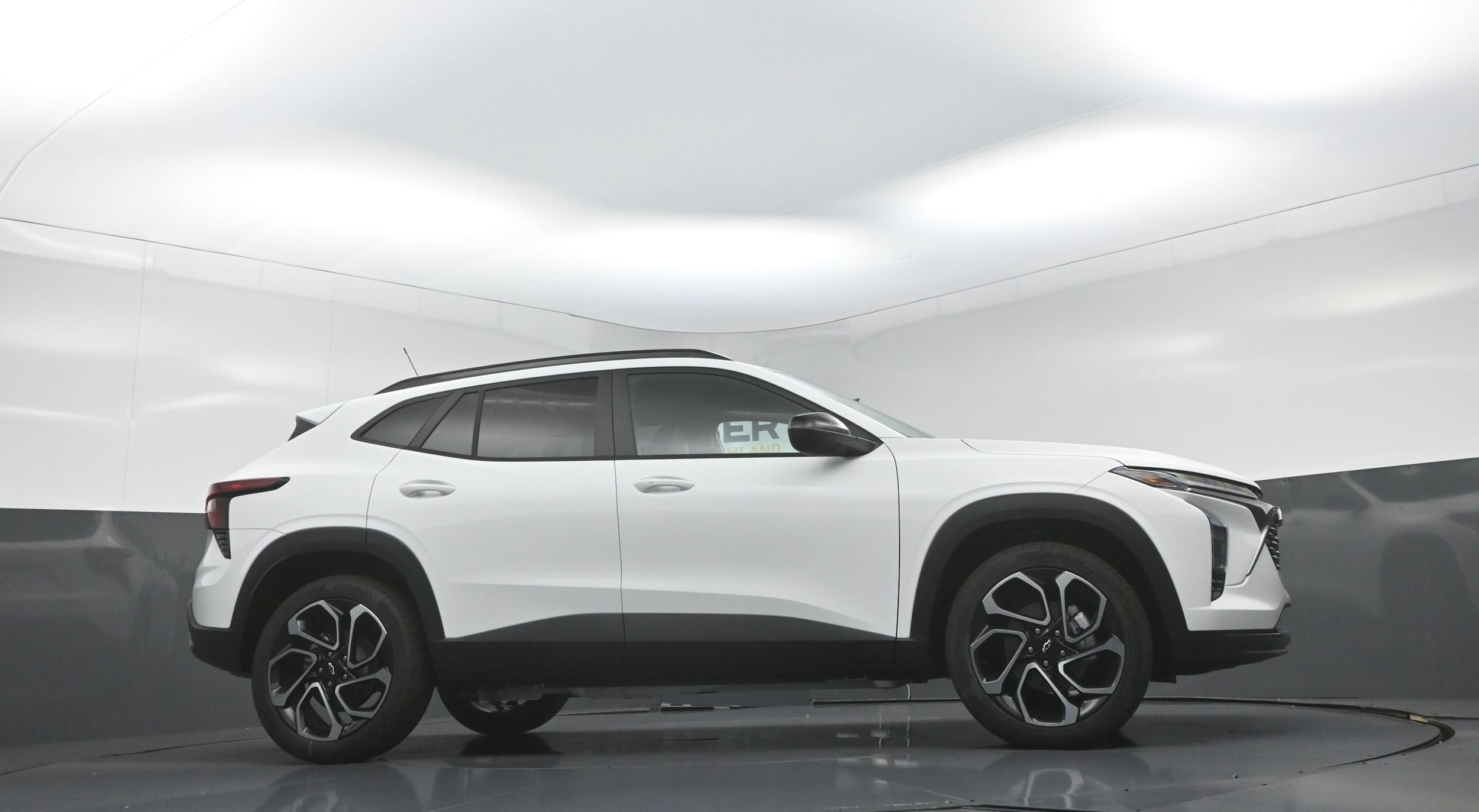 2026 Chevrolet Trax RS - Photo 9