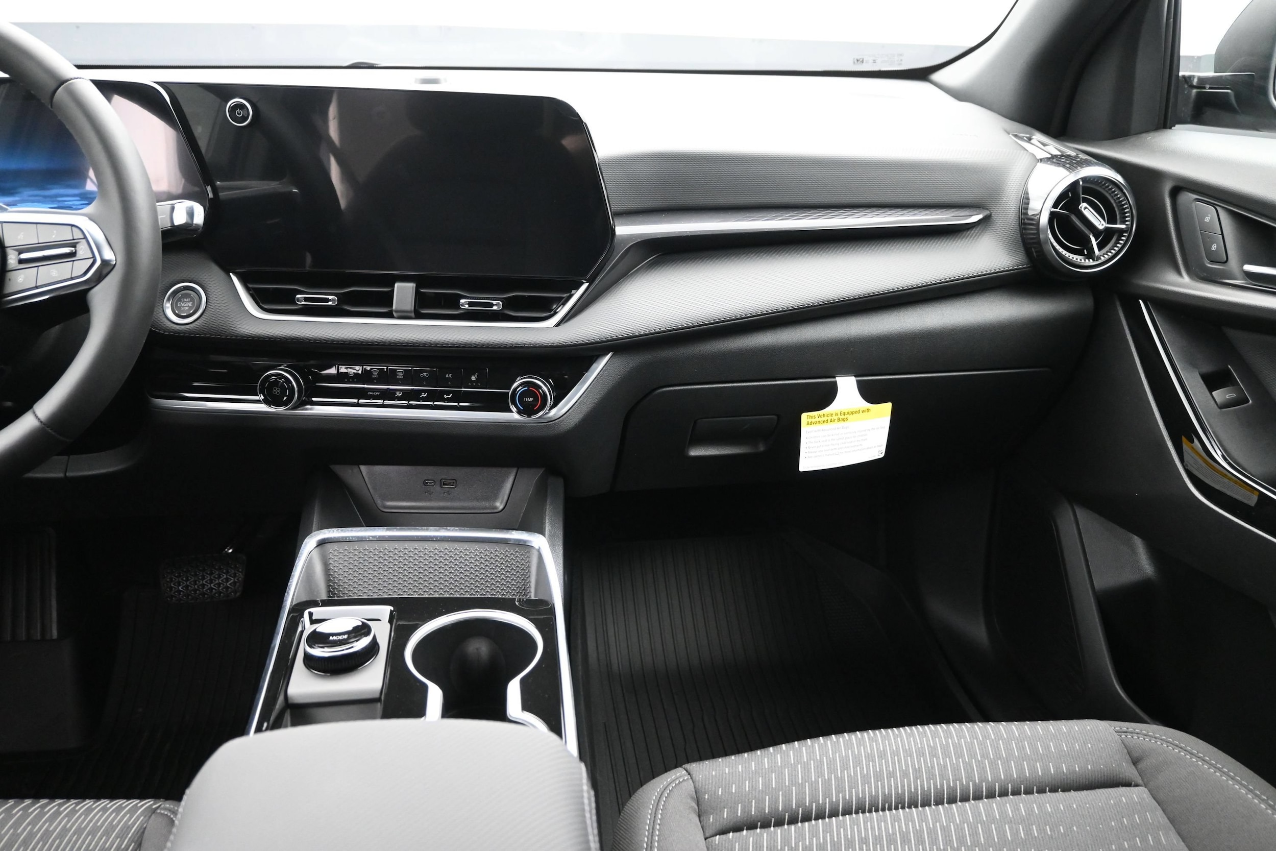 2027 Chevrolet Equinox LT - Photo 18