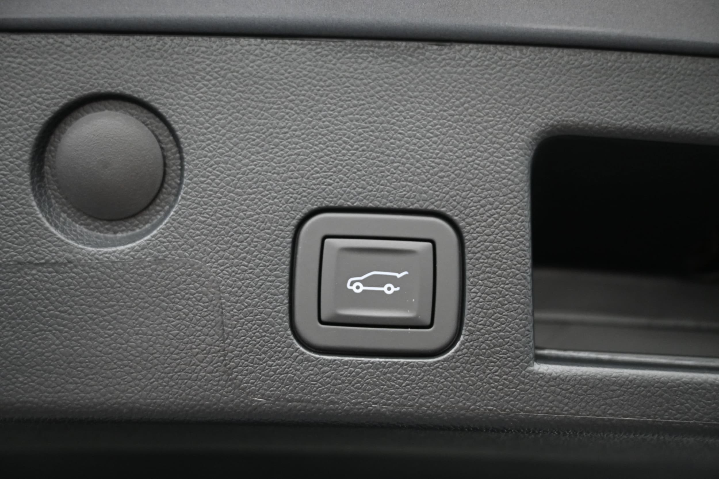 2027 Chevrolet Equinox LT - Photo 52