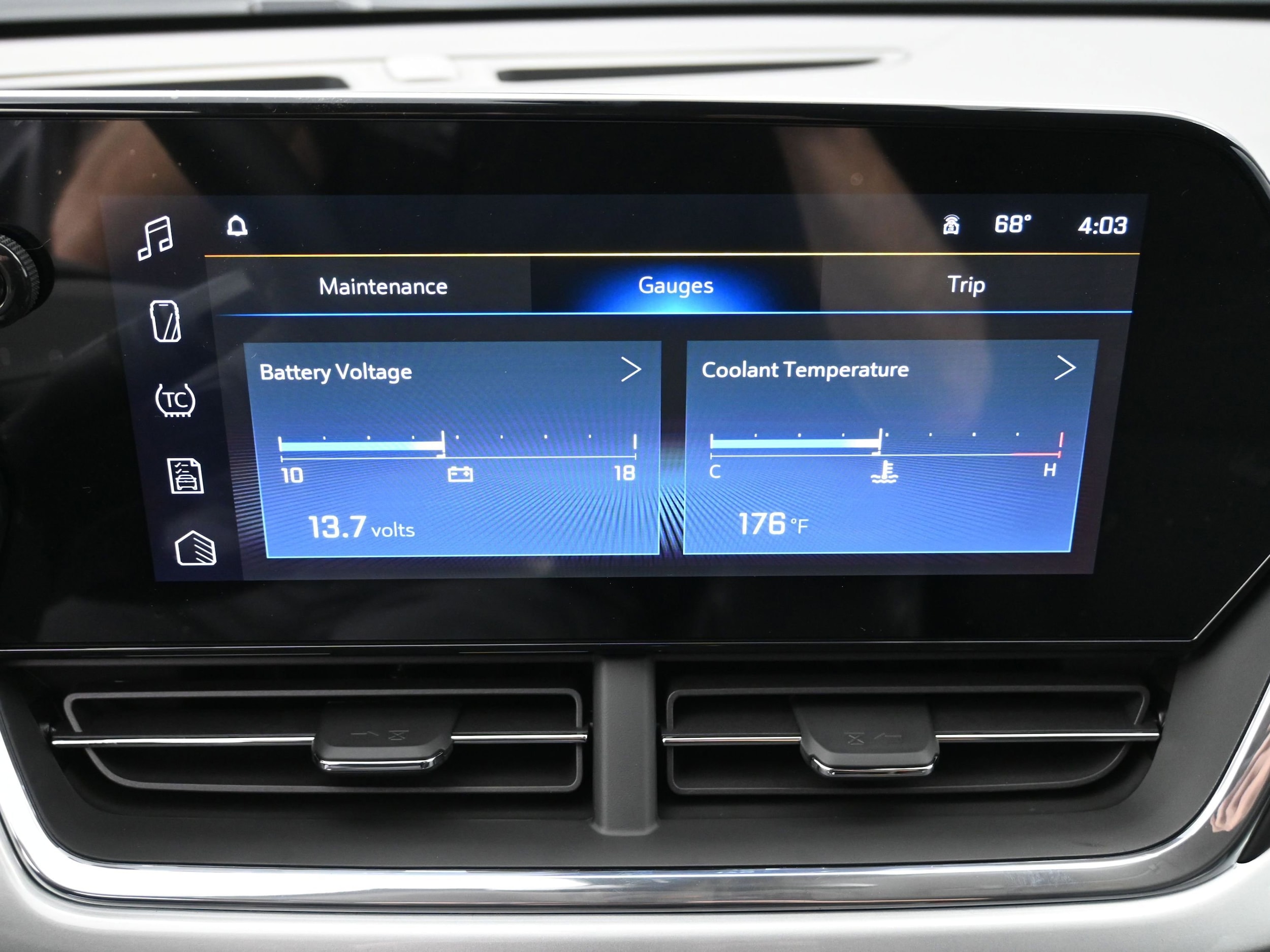 2026 Chevrolet Trax LT - Photo 35