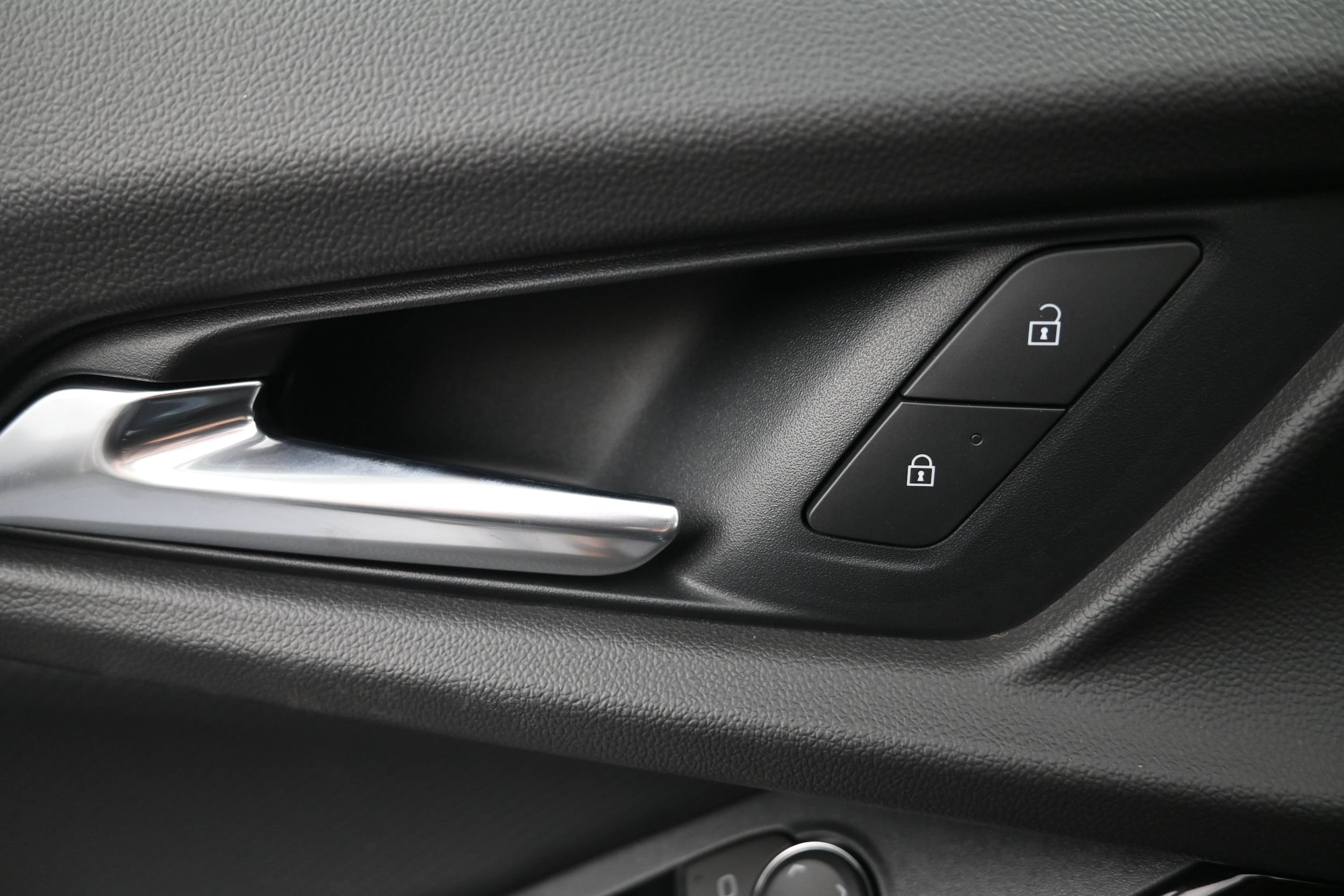 2027 Chevrolet Equinox RS - Photo 24