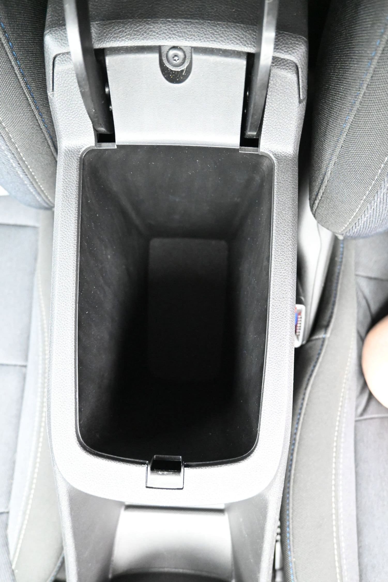 2024 Chevrolet Trax LS - Photo 38
