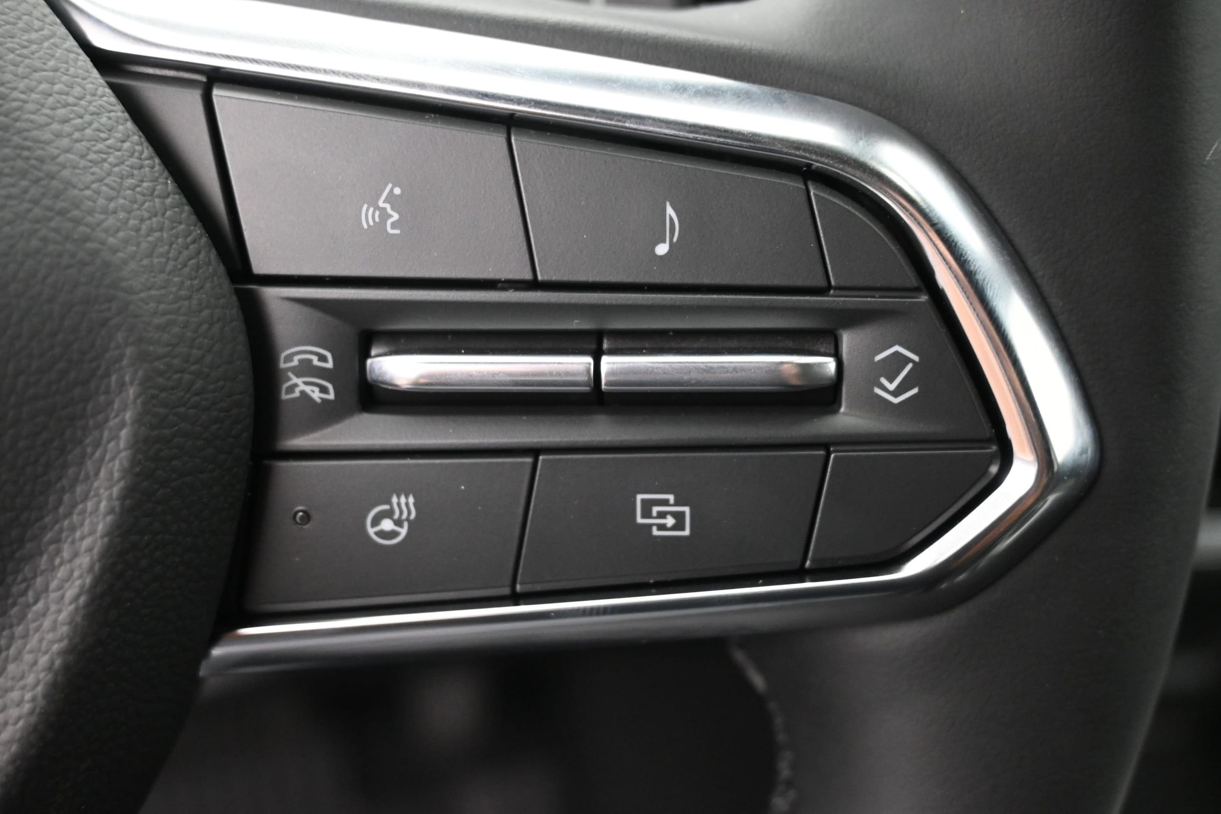 2027 Chevrolet Equinox LT - Photo 27