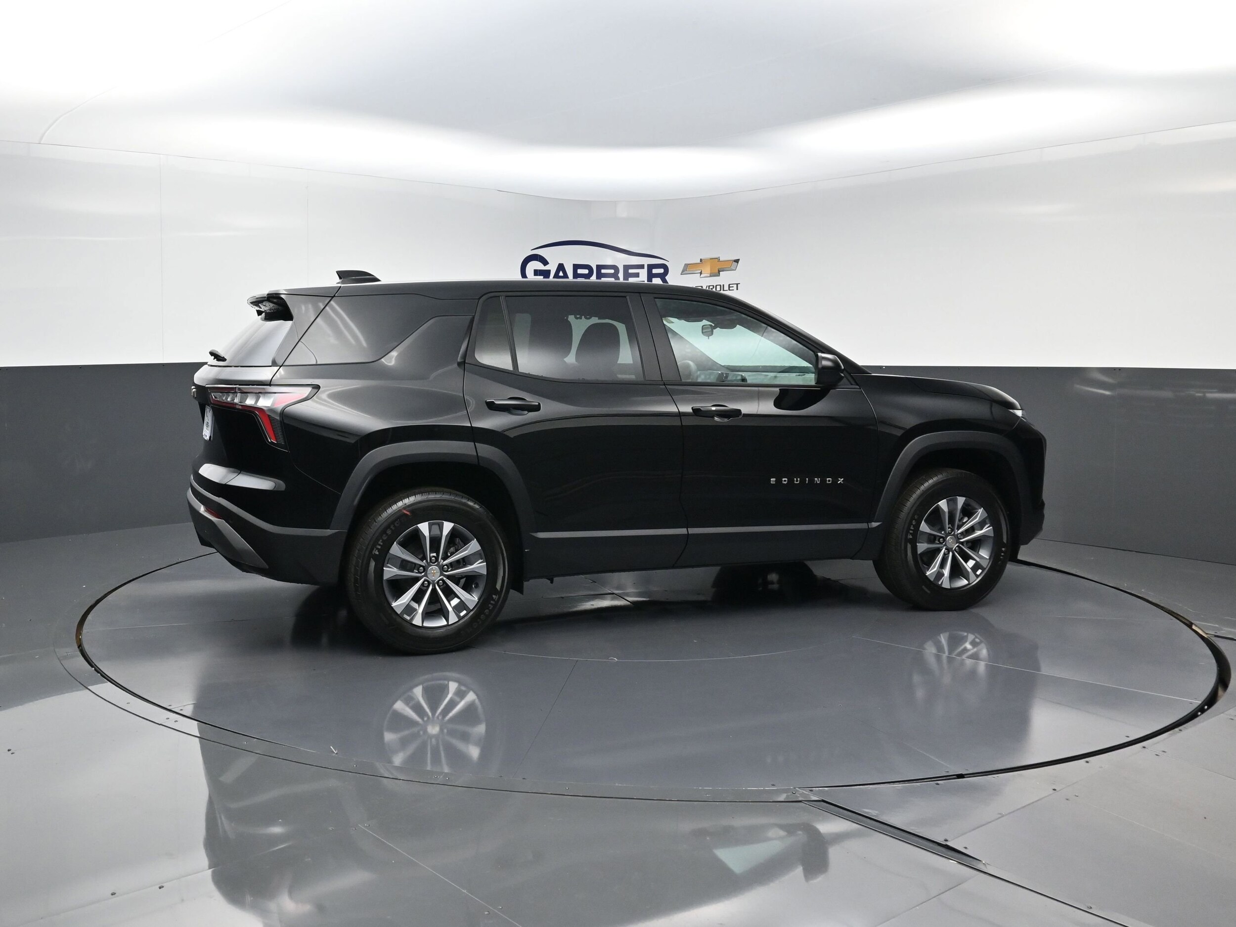 2026 Chevrolet Equinox LT photo 2