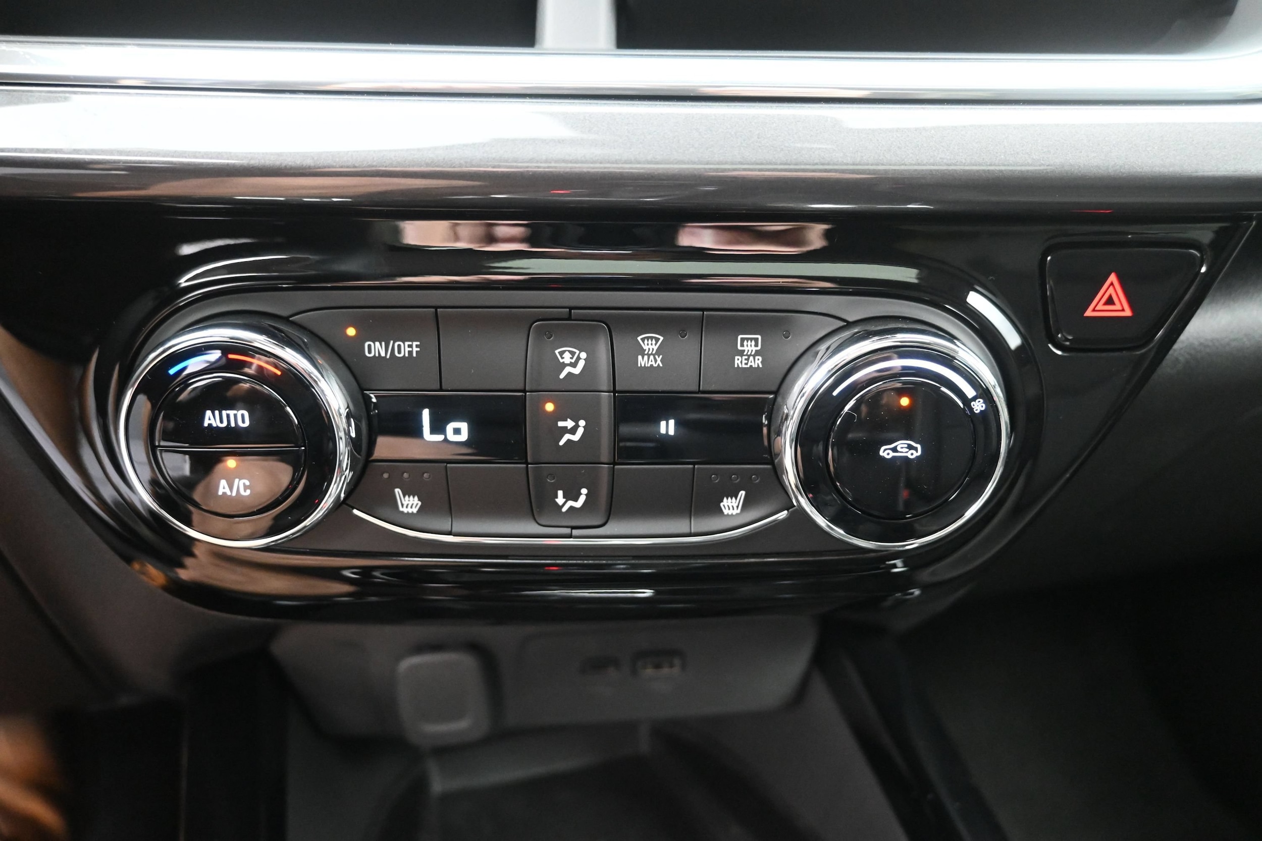2026 Chevrolet Trax Activ - Photo 37