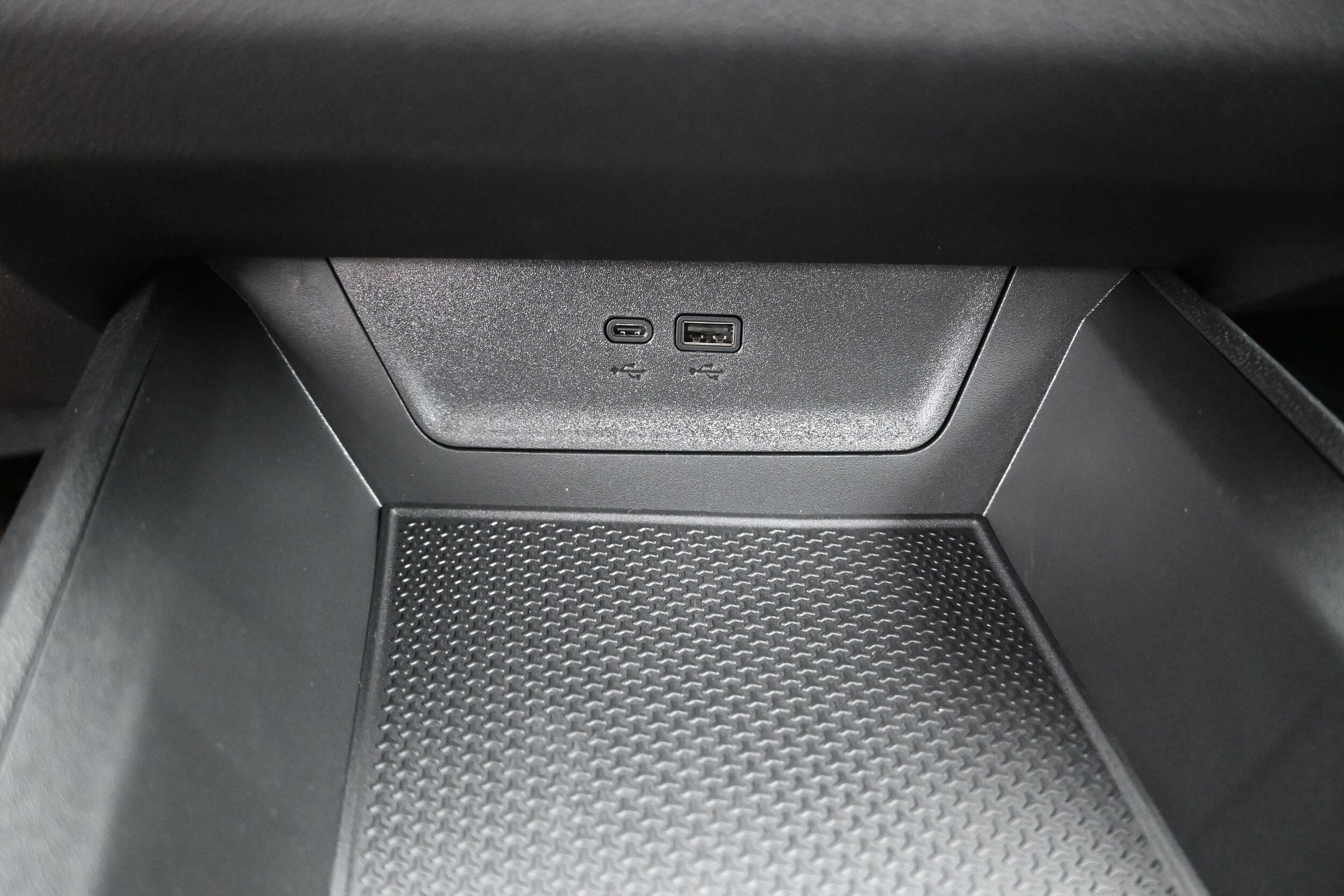 2027 Chevrolet Equinox LT - Photo 39