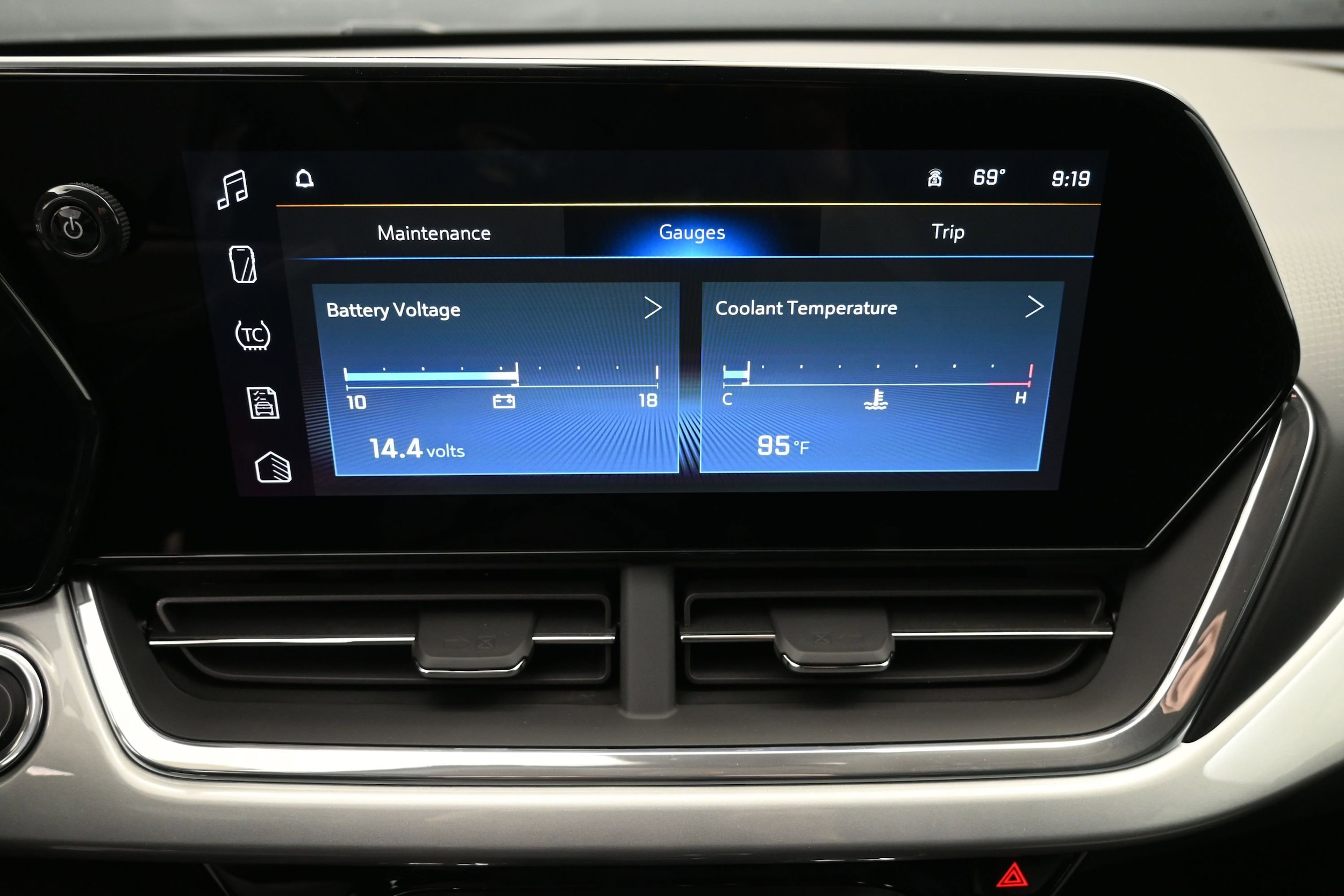 2026 Chevrolet Trax LT - Photo 34