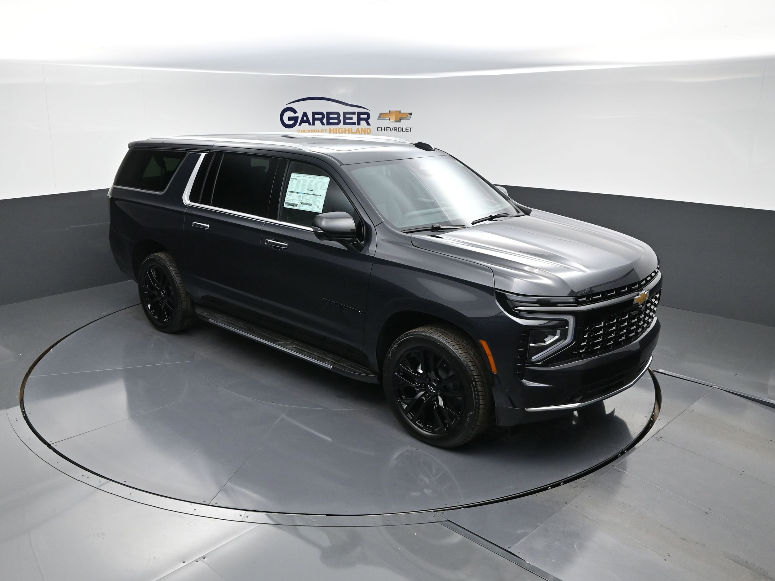 2026 Chevrolet Suburban Premier's photo