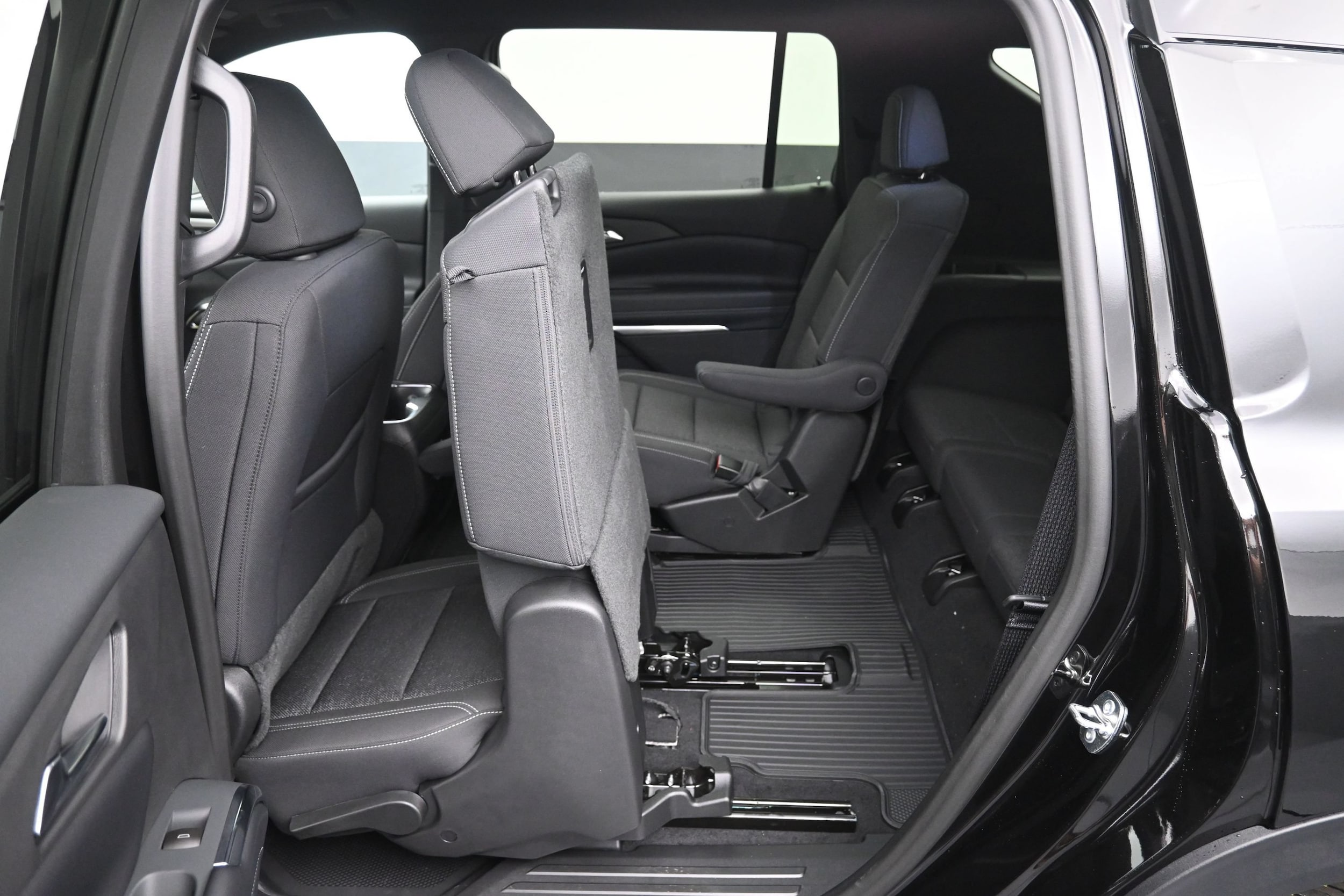 2027 Chevrolet Traverse LT - Photo 49
