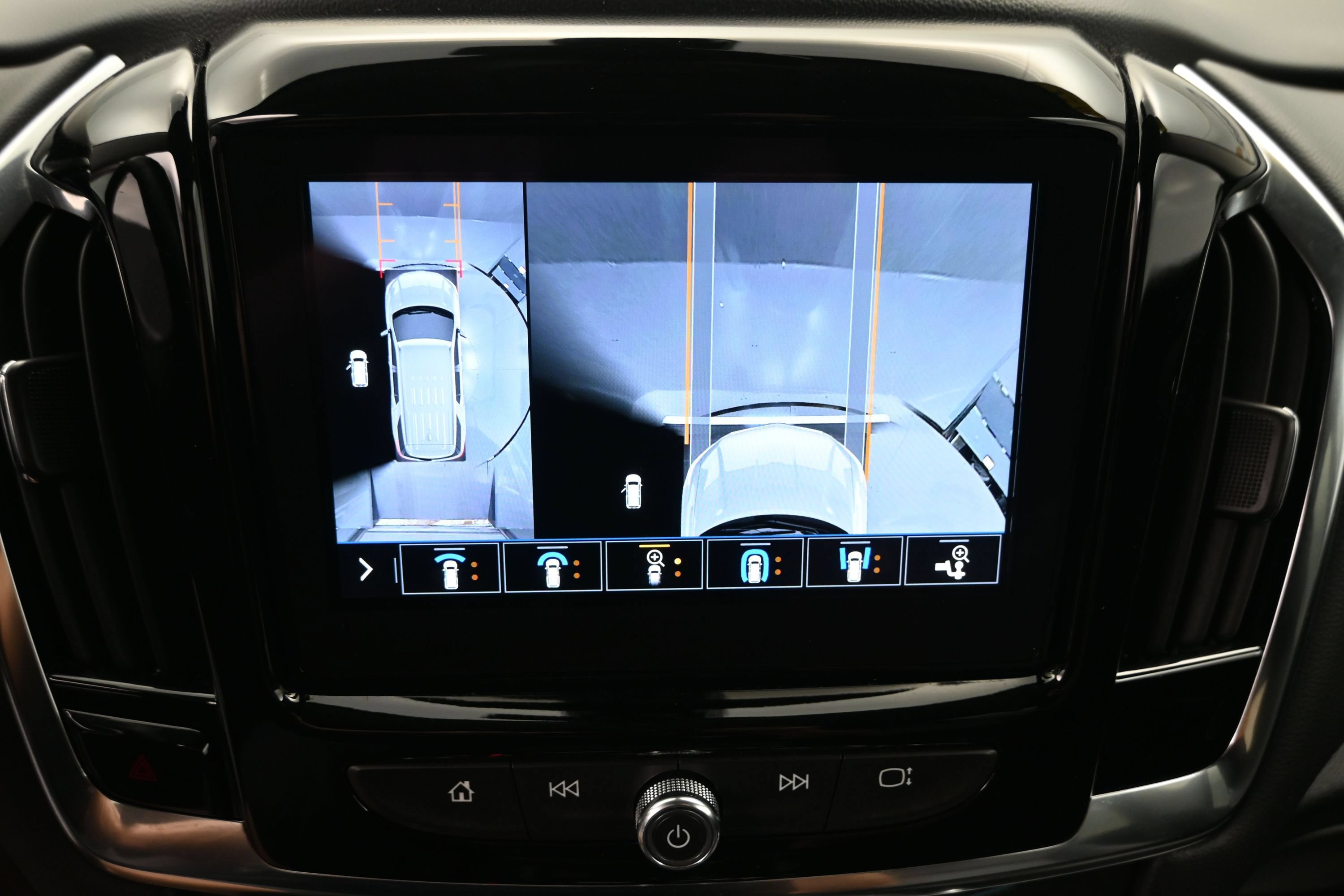 2021 Chevrolet Traverse RS - Photo 43