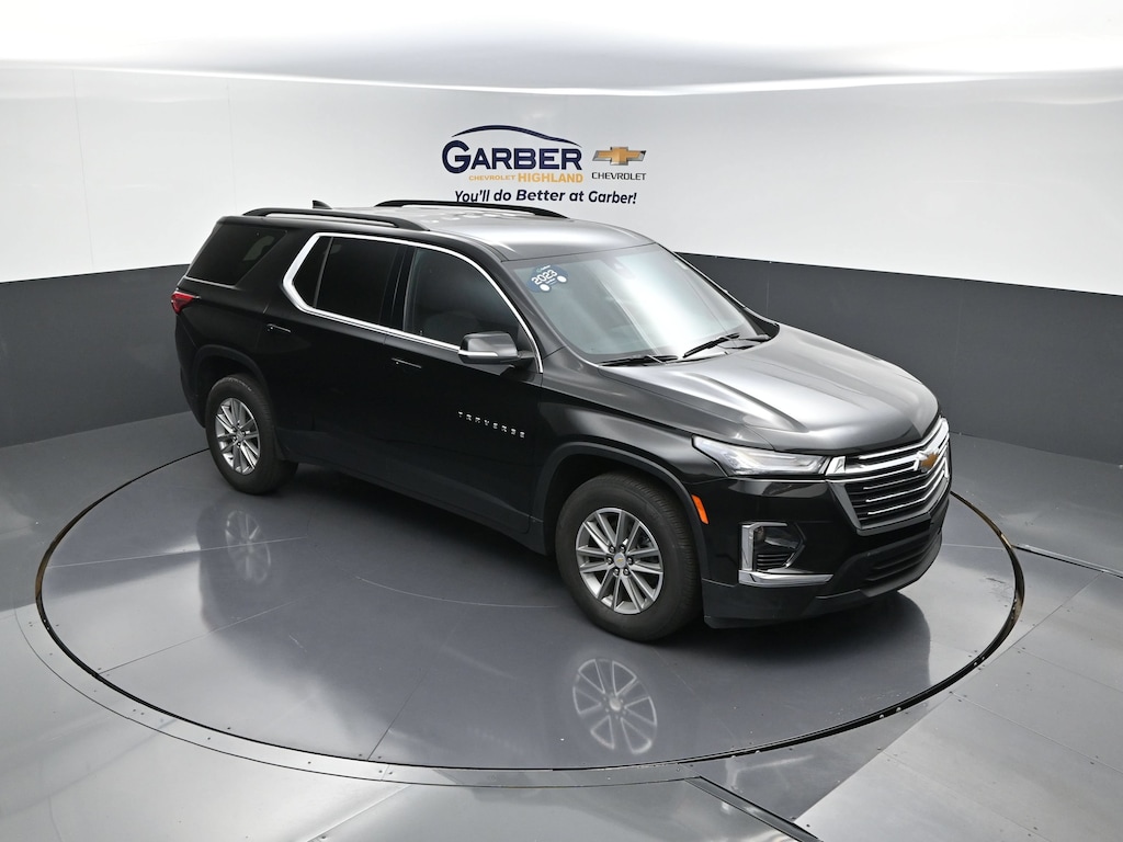 Used 2023 Chevrolet Traverse LT Cloth SUV