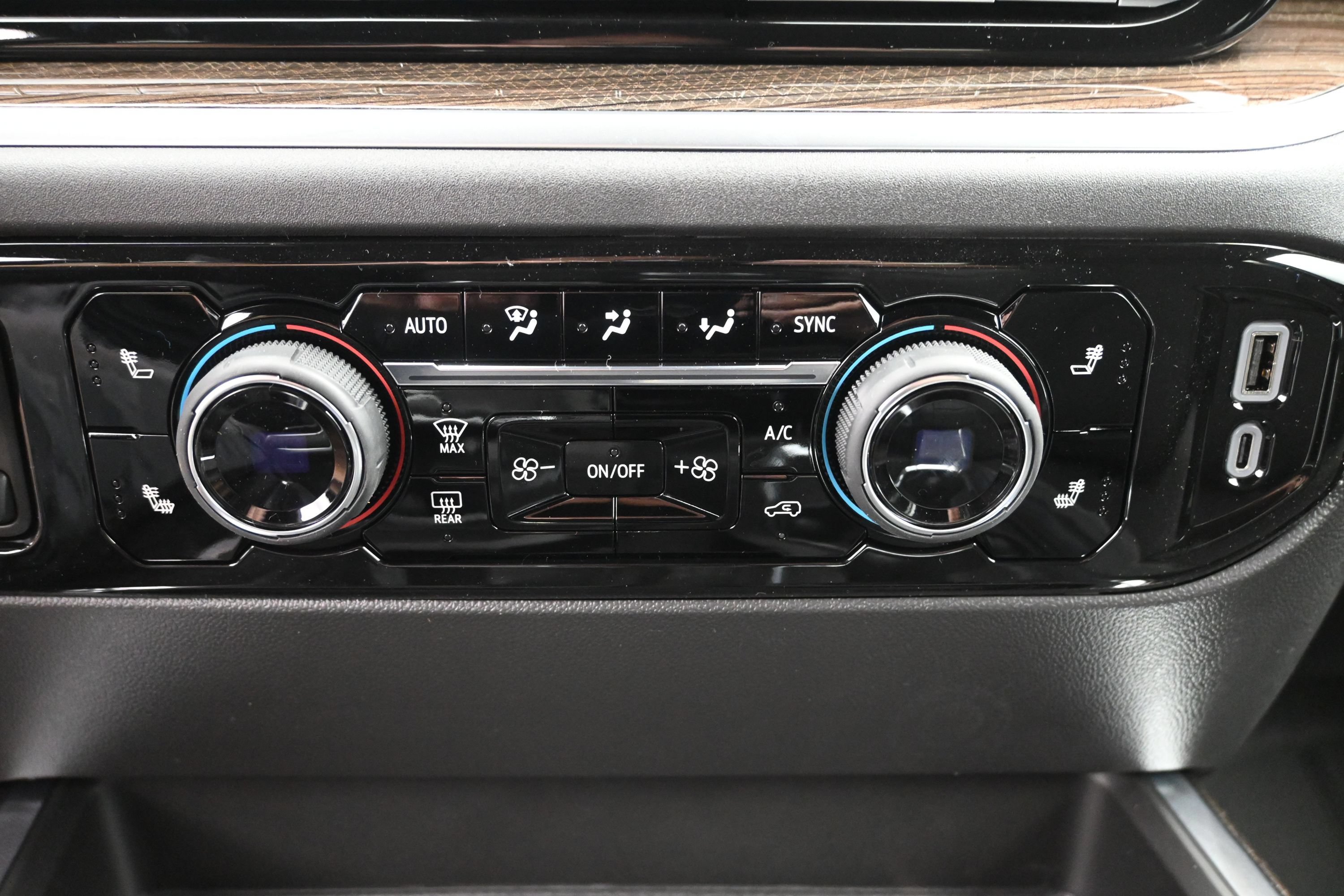 2026 Chevrolet Silverado 1500 LT - Photo 43