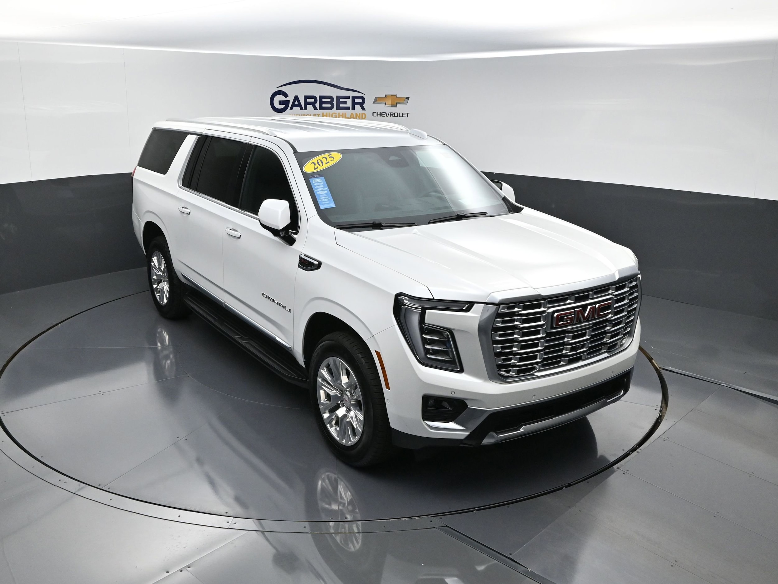 2025 GMC Yukon Denali AWD's photo