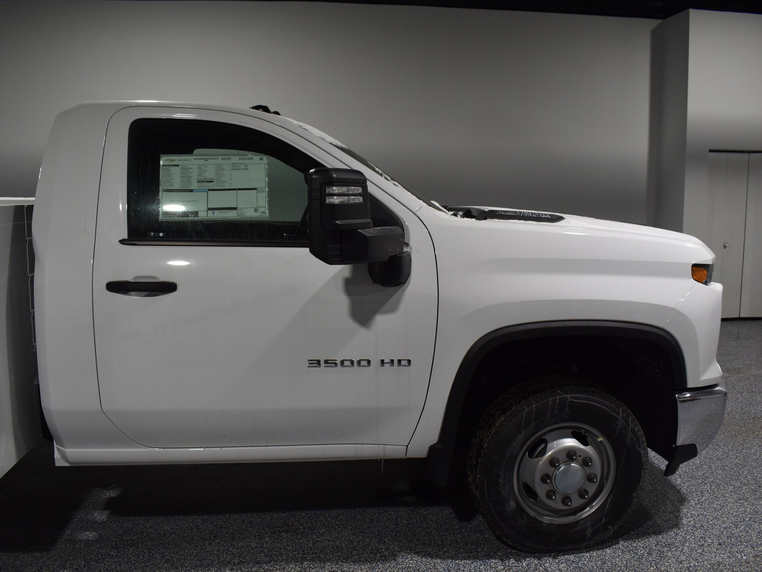 2025 Chevrolet Silverado 3500 HD Work Truck - Photo 11