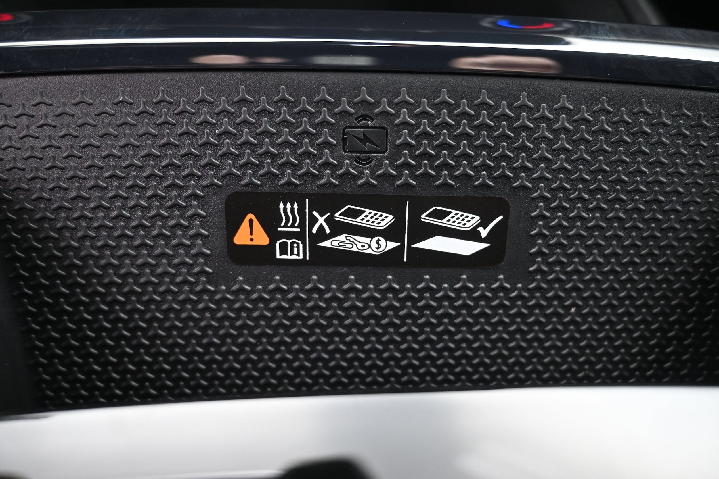 2027 Chevrolet Equinox RS - Photo 42