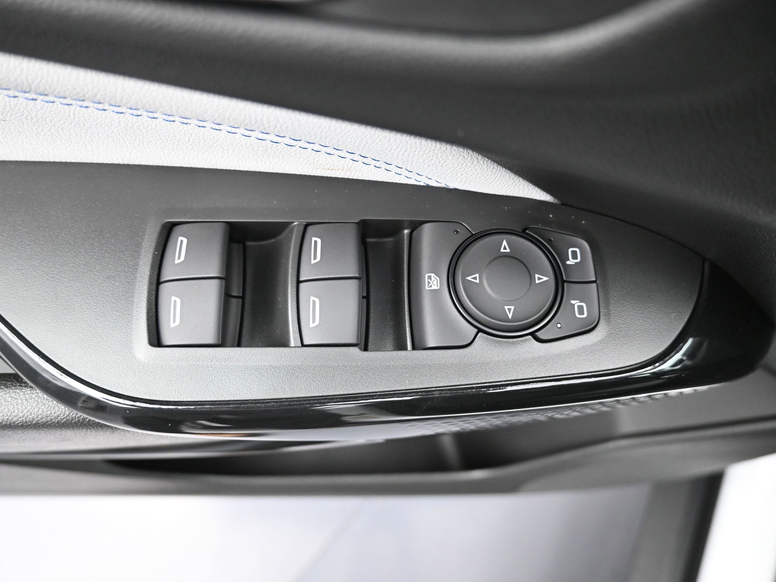 2026 Chevrolet Trax LT - Photo 24