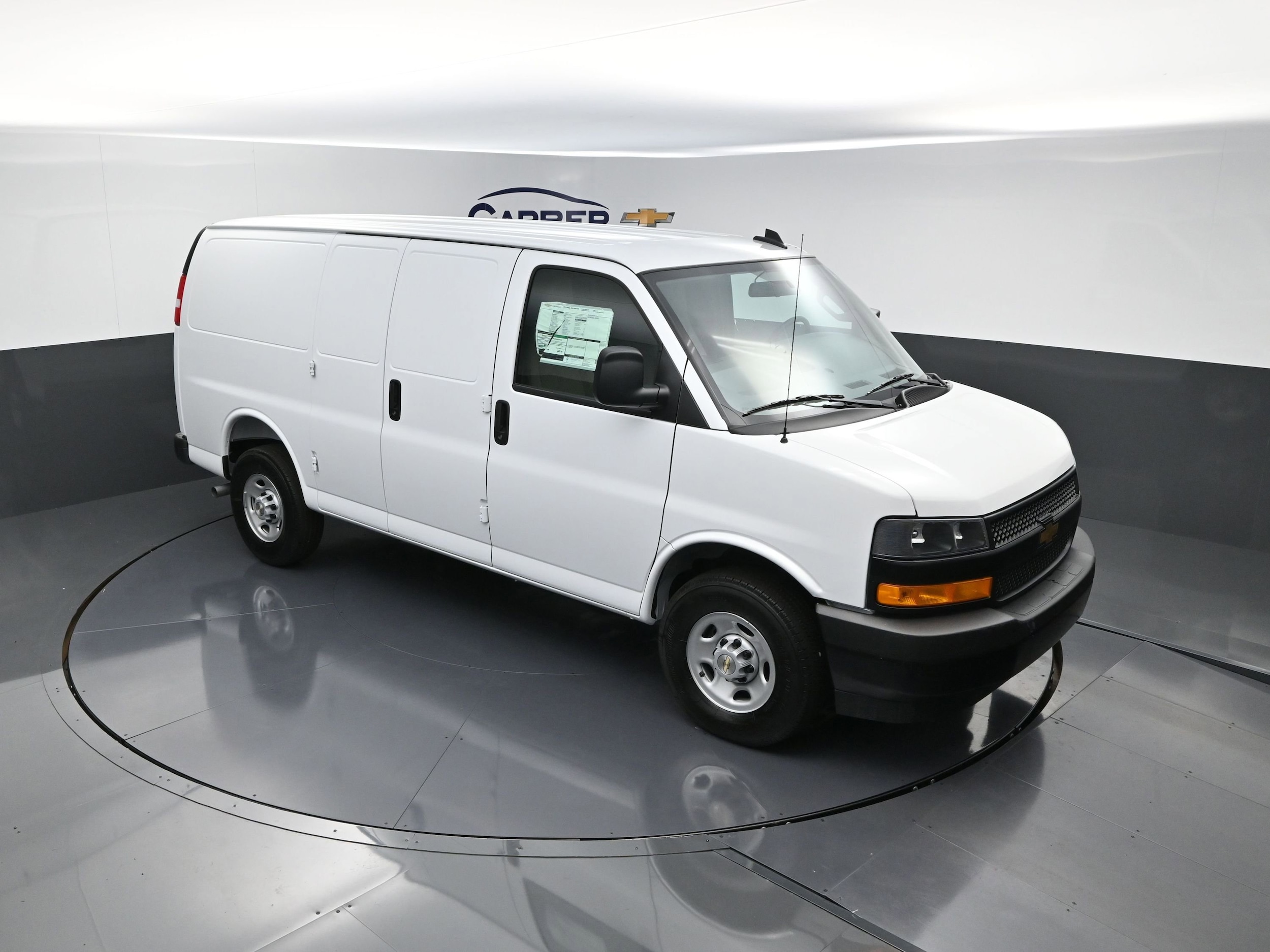 2025 Chevrolet Express Cargo Work Van's photo