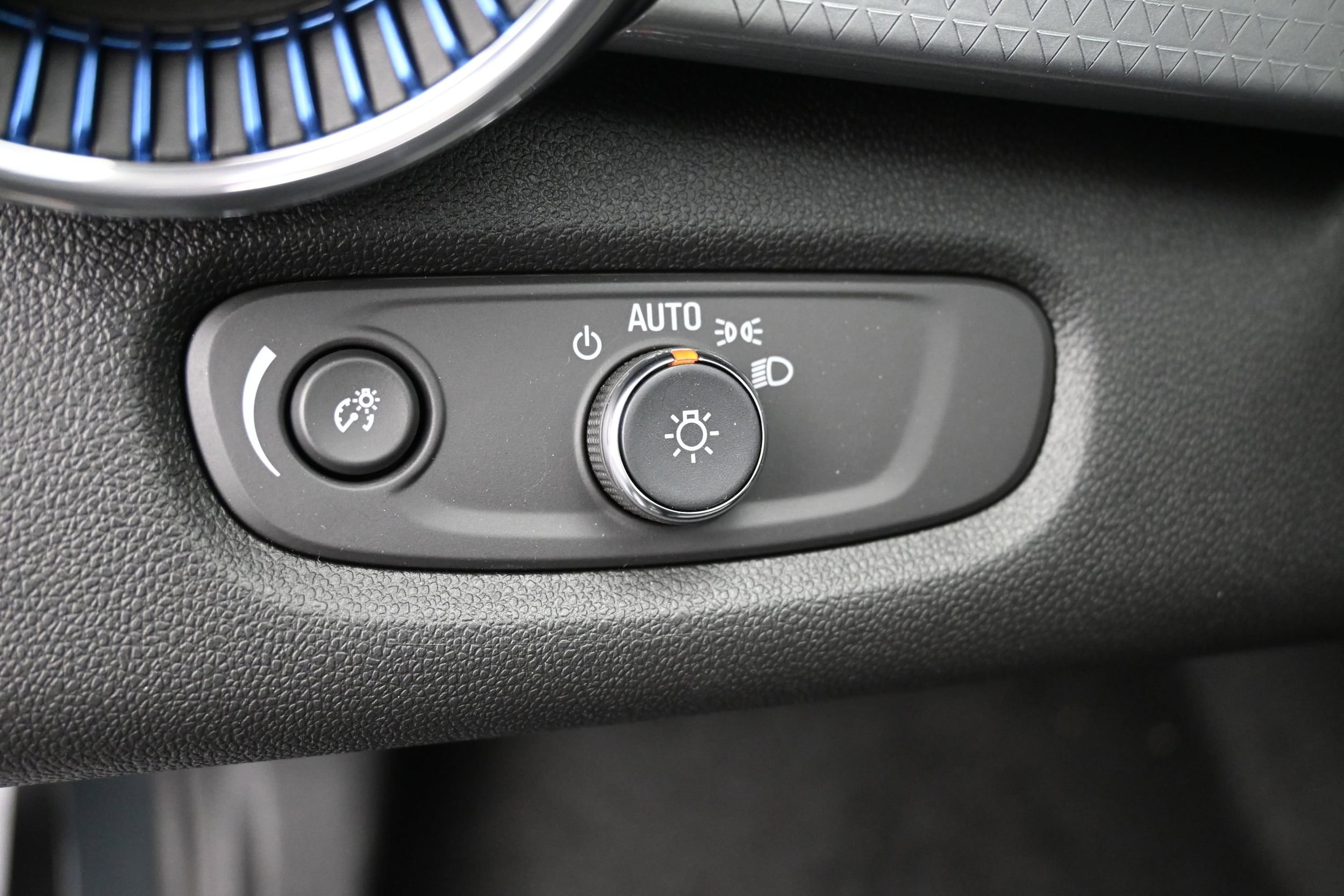 2026 Chevrolet Trax LT - Photo 24