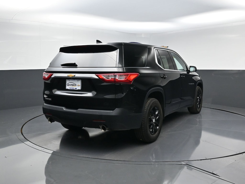 Used 2021 Chevrolet Traverse LS w/1LS SUV