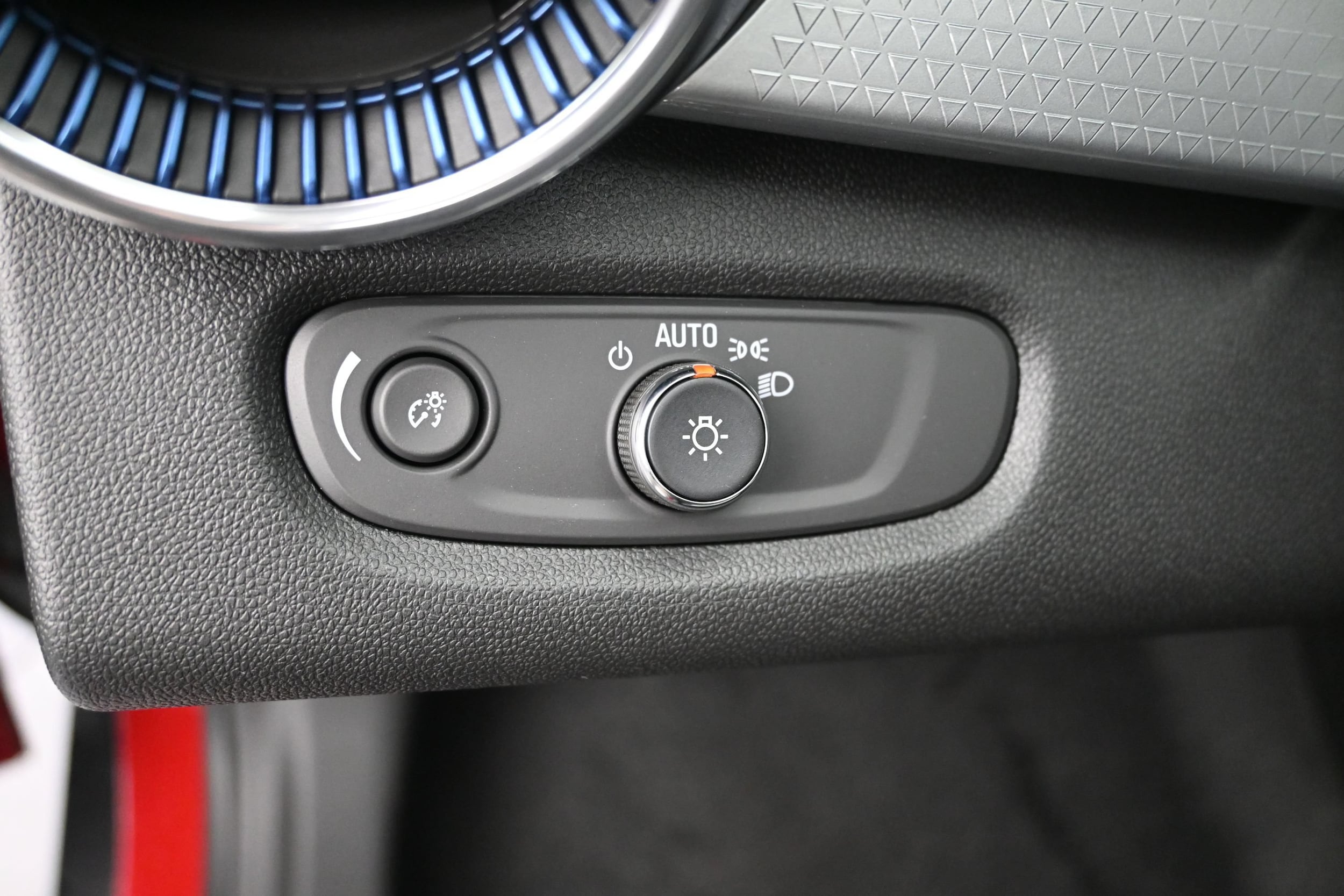 2026 Chevrolet Trax LT - Photo 24