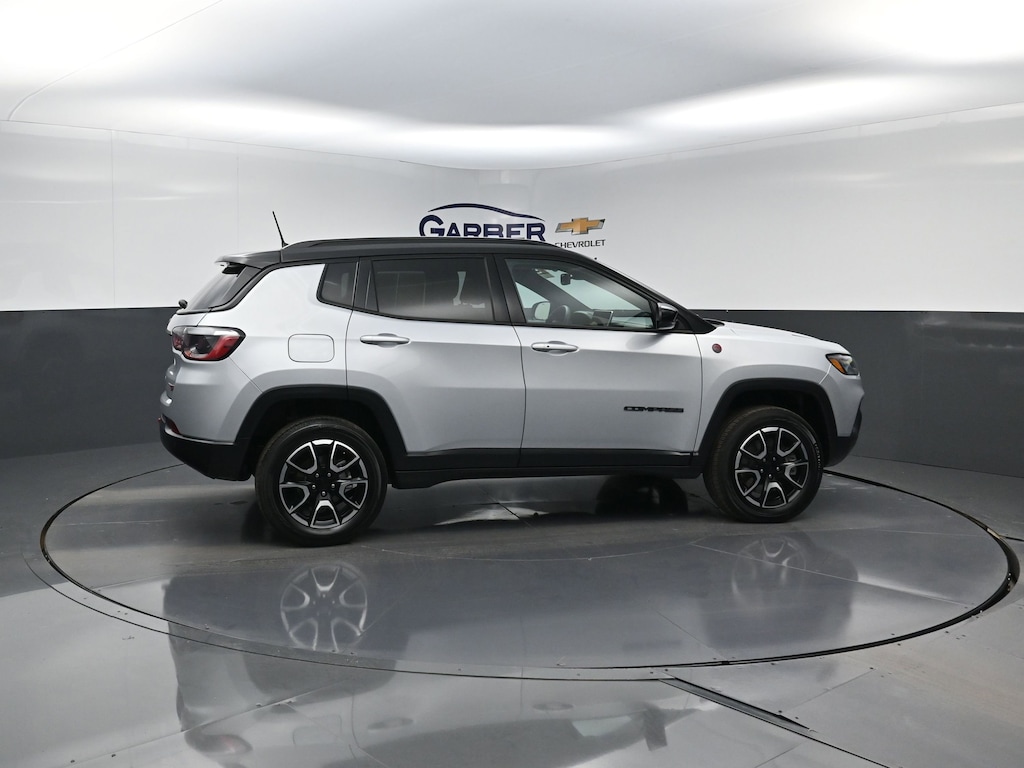 Used 2024 Jeep Compass Trailhawk SUV