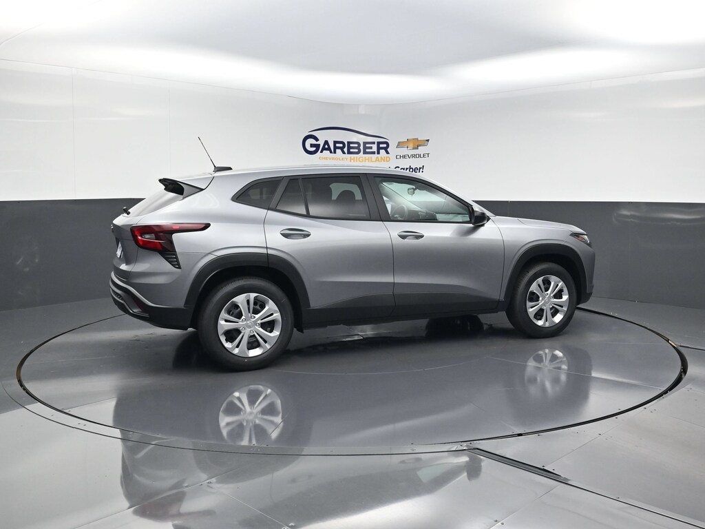New 2026 Chevrolet Trax LS SUV