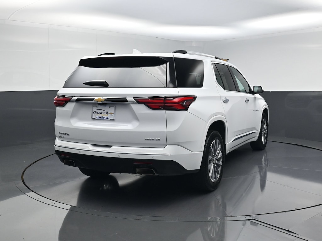 Used 2023 Chevrolet Traverse Premier SUV