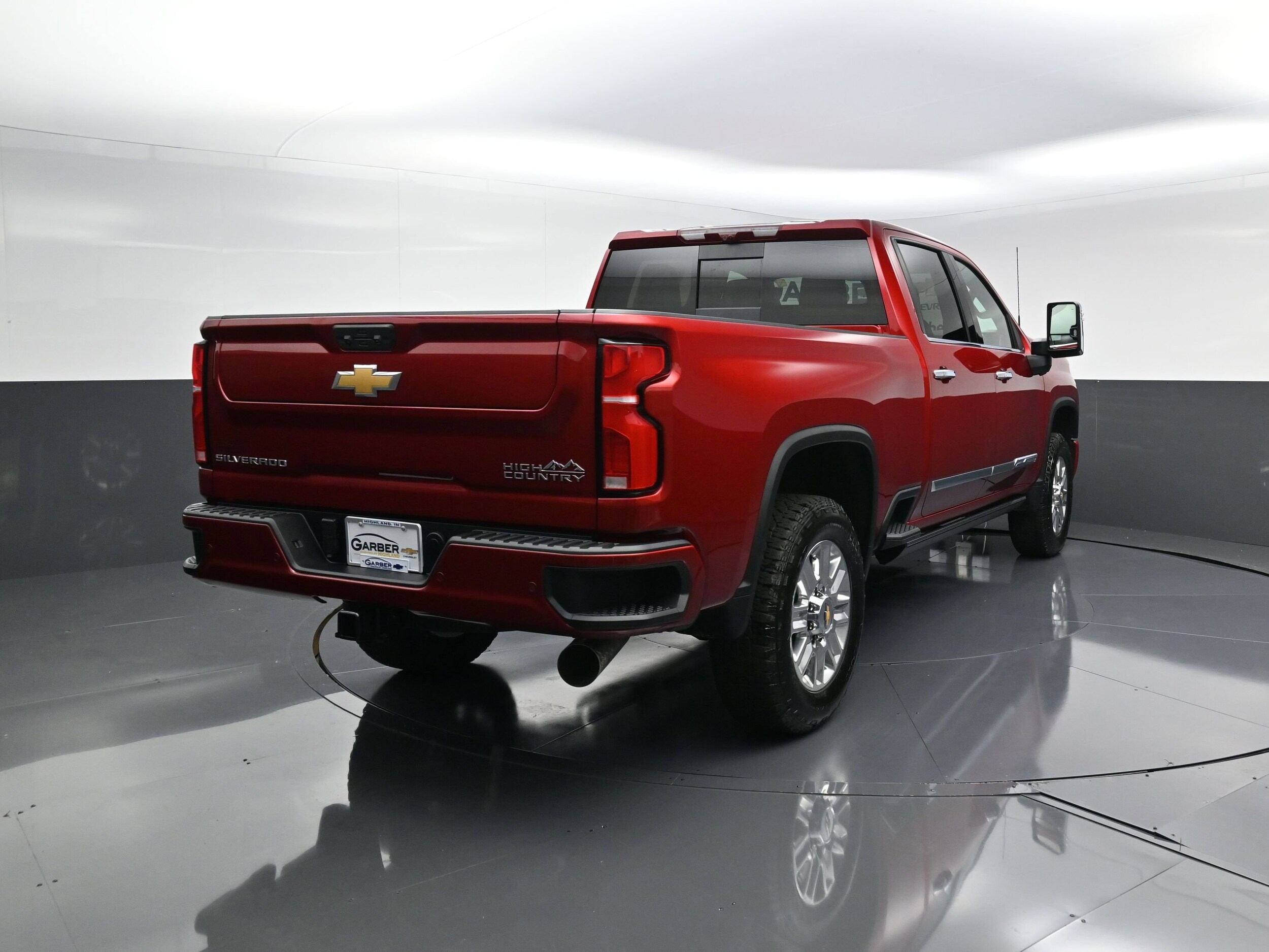 2025 Chevrolet Silverado 2500HD High Country photo 3