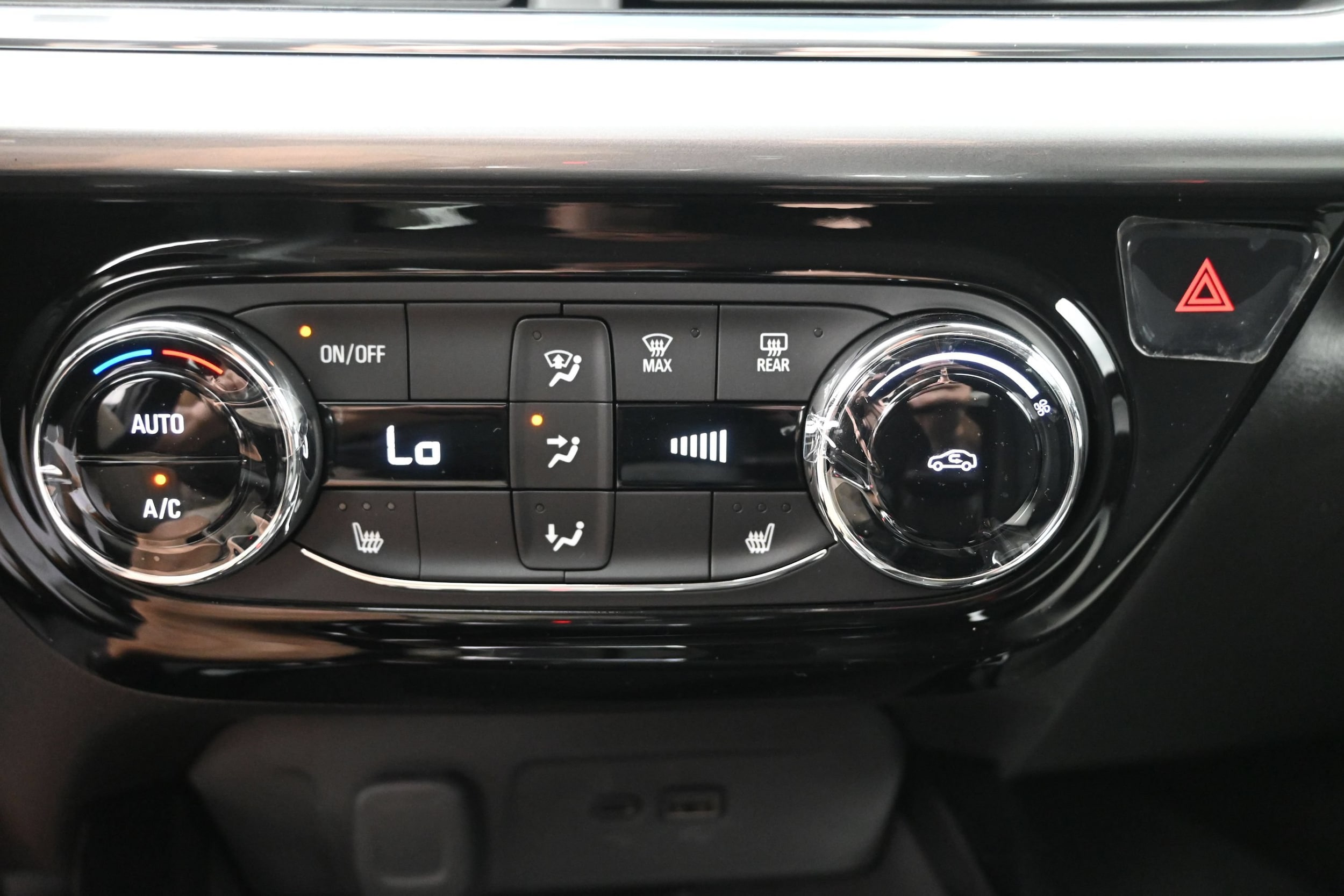 2026 Chevrolet Trax LT - Photo 37