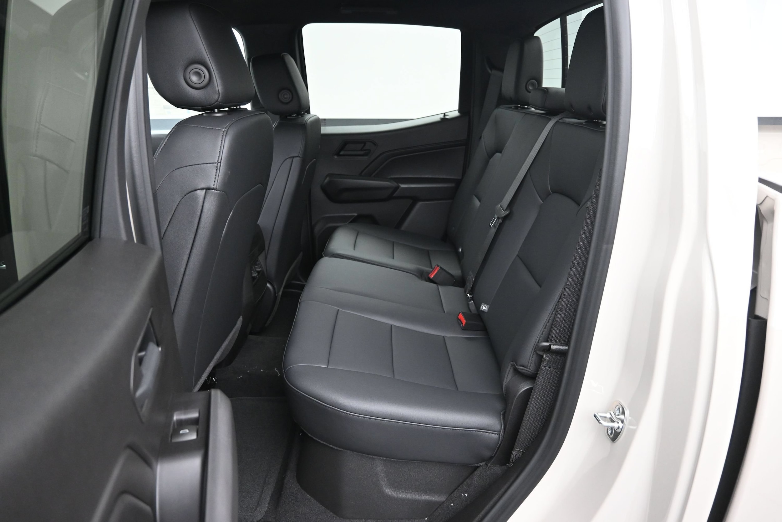 2026 Chevrolet Colorado Trail Boss - Photo 45