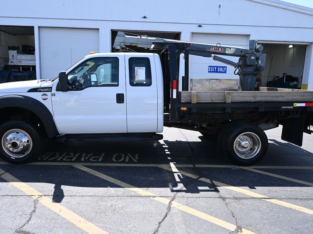 Used 2011 Ford F-450 Chassis Truck Super Cab