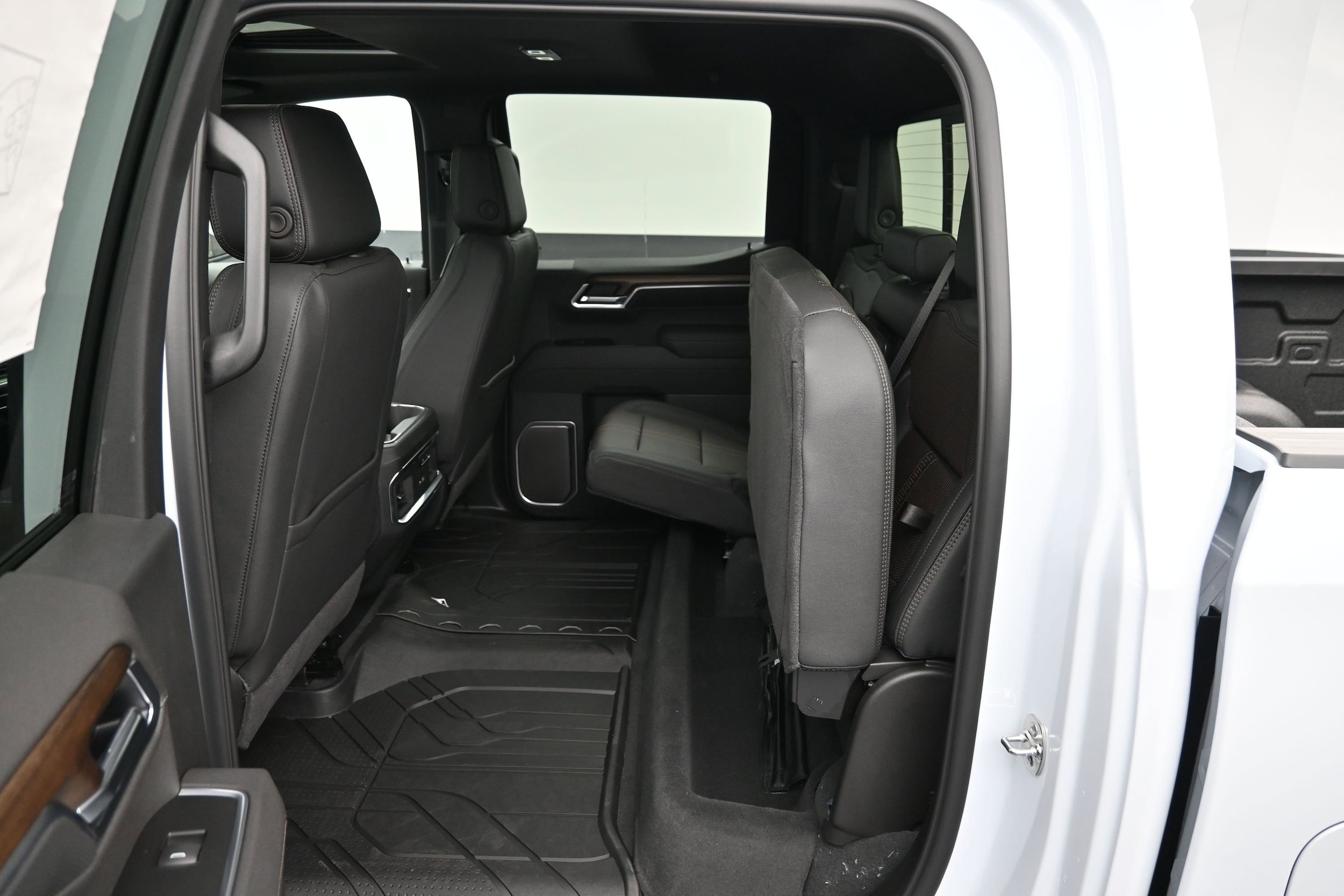 2026 Chevrolet Silverado 1500 High Country - Photo 61