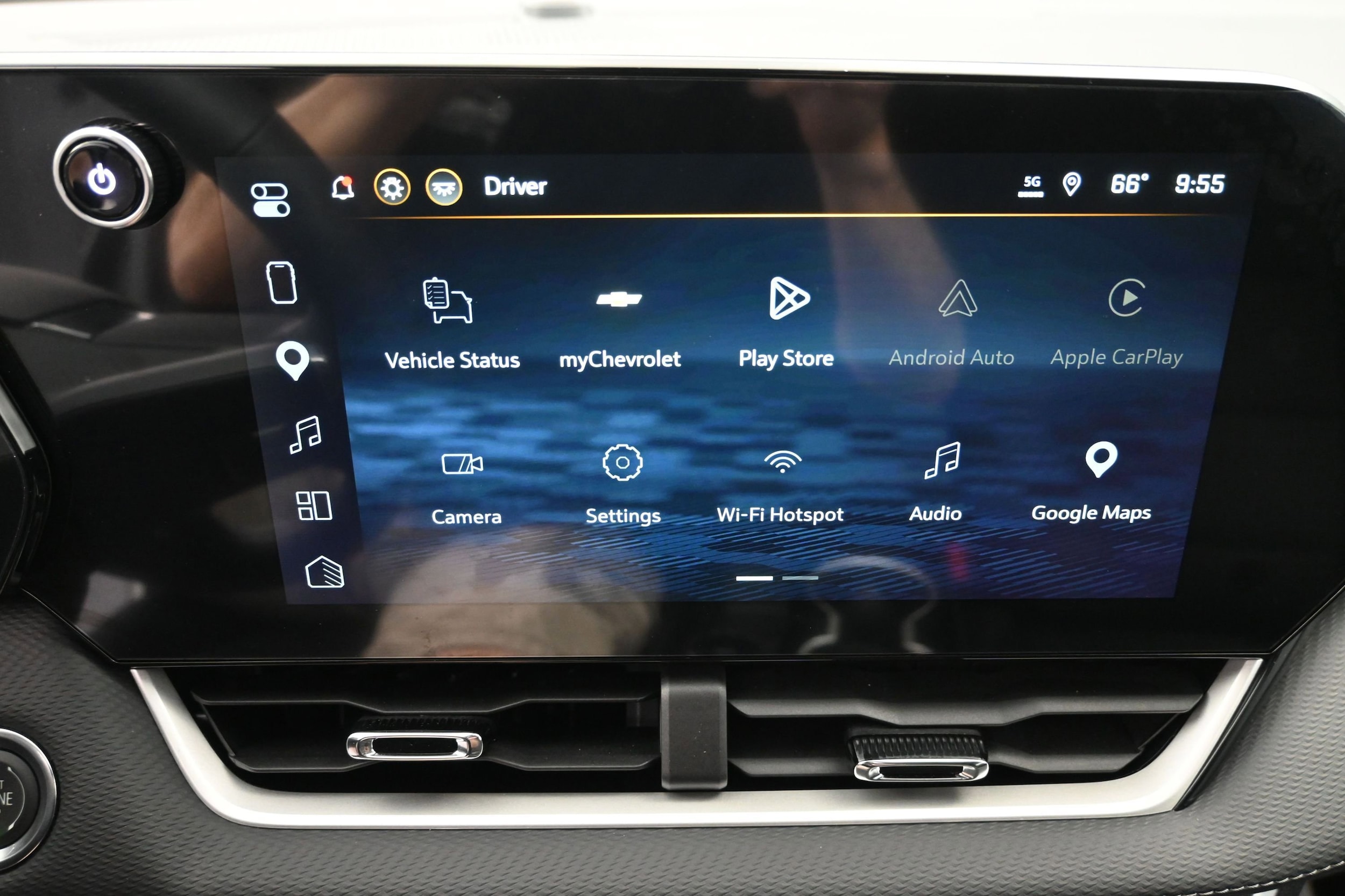 2026 Chevrolet Equinox LT - Photo 33