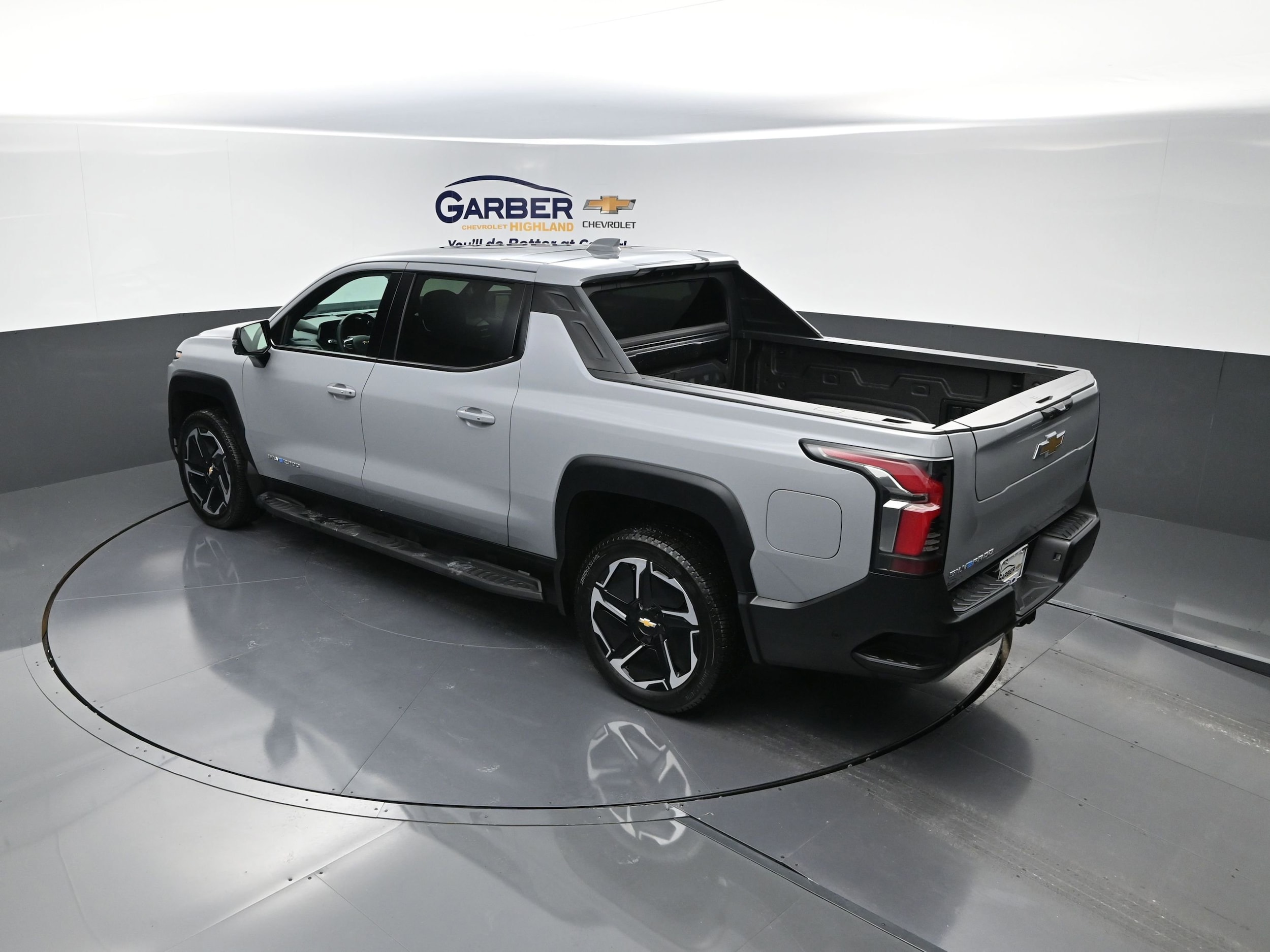 2026 Chevrolet Silverado EV LT - Photo 13