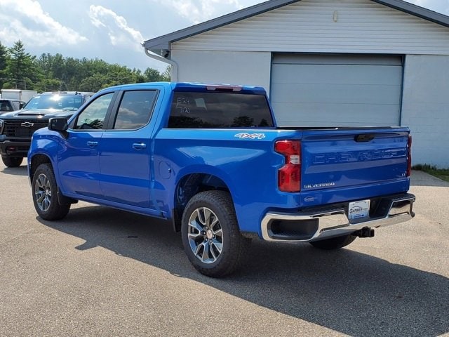 2026 Chevrolet Silverado 1500 LT photo 3