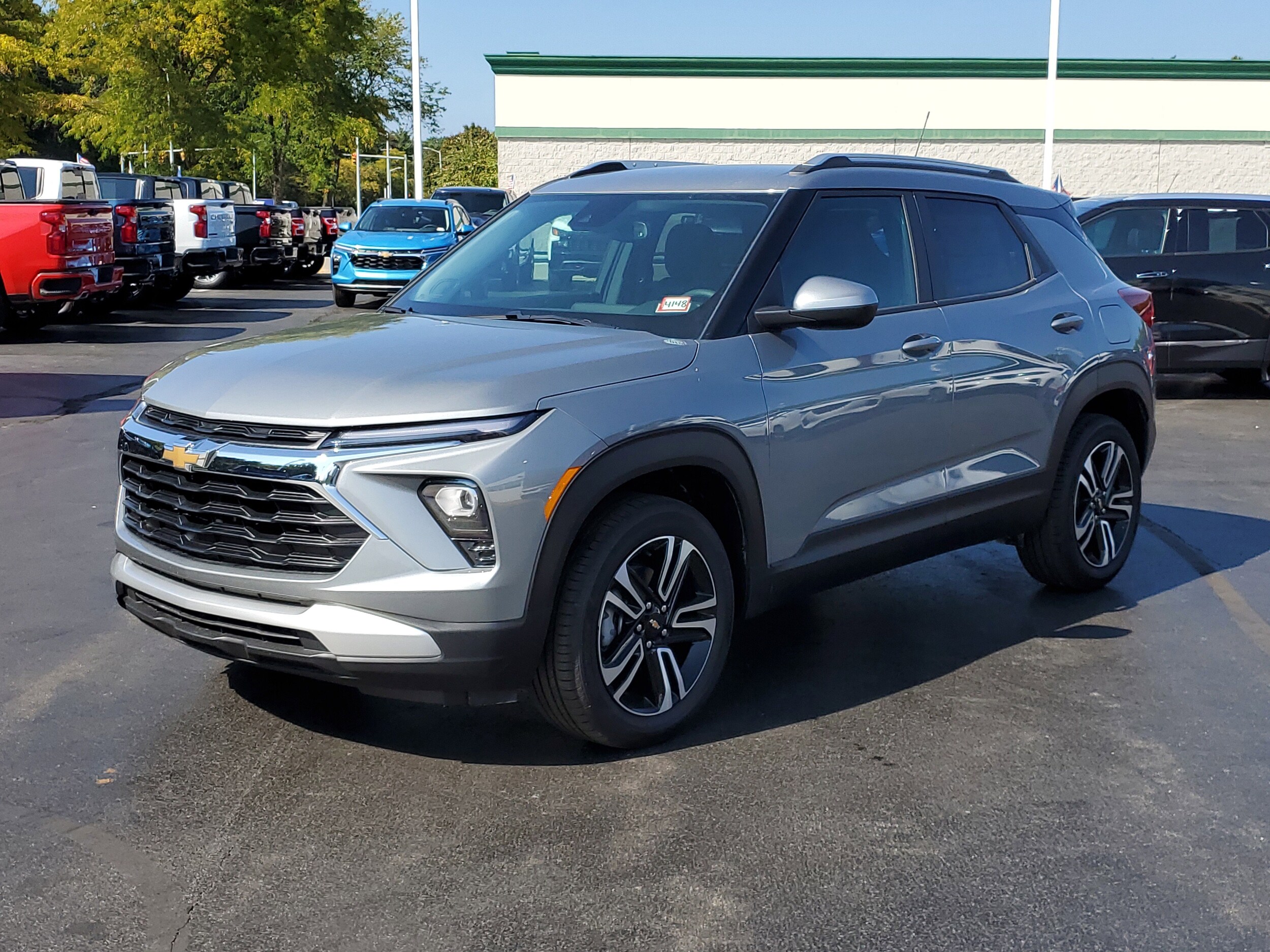 2026 Chevrolet Trailblazer LT photo 2