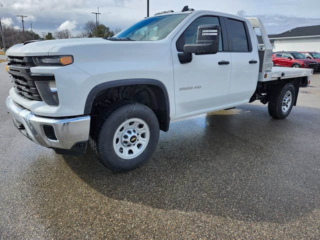 2025 Chevrolet Silverado 3500HD photo 4