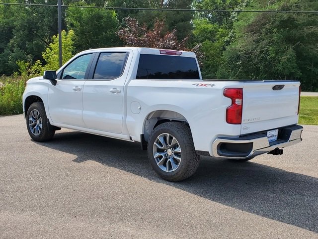 2026 Chevrolet Silverado 1500 LT photo 2