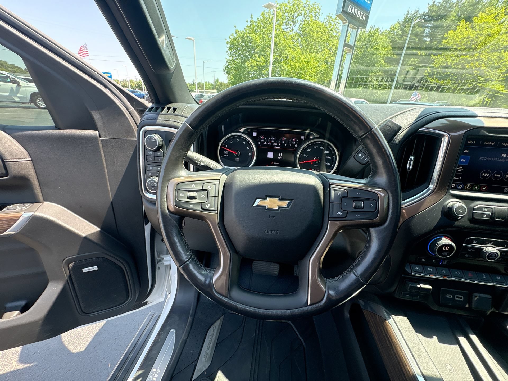 2020 Chevrolet Silverado 1500 High Country - Photo 11