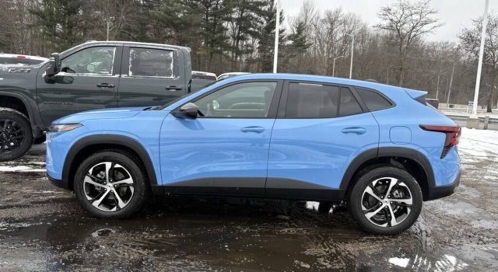 Used 2024 Chevrolet Trax 1RS SUV