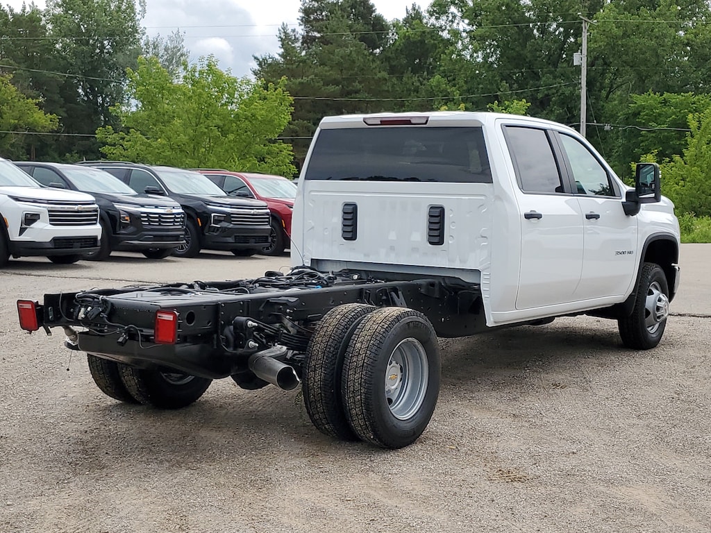 New 2026 Chevrolet Silverado 3500 HD Chassis Cab Work Truck Truck