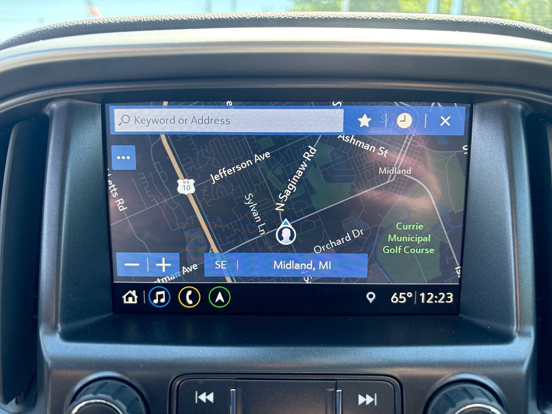 2021 Chevrolet Colorado LT - Photo 19