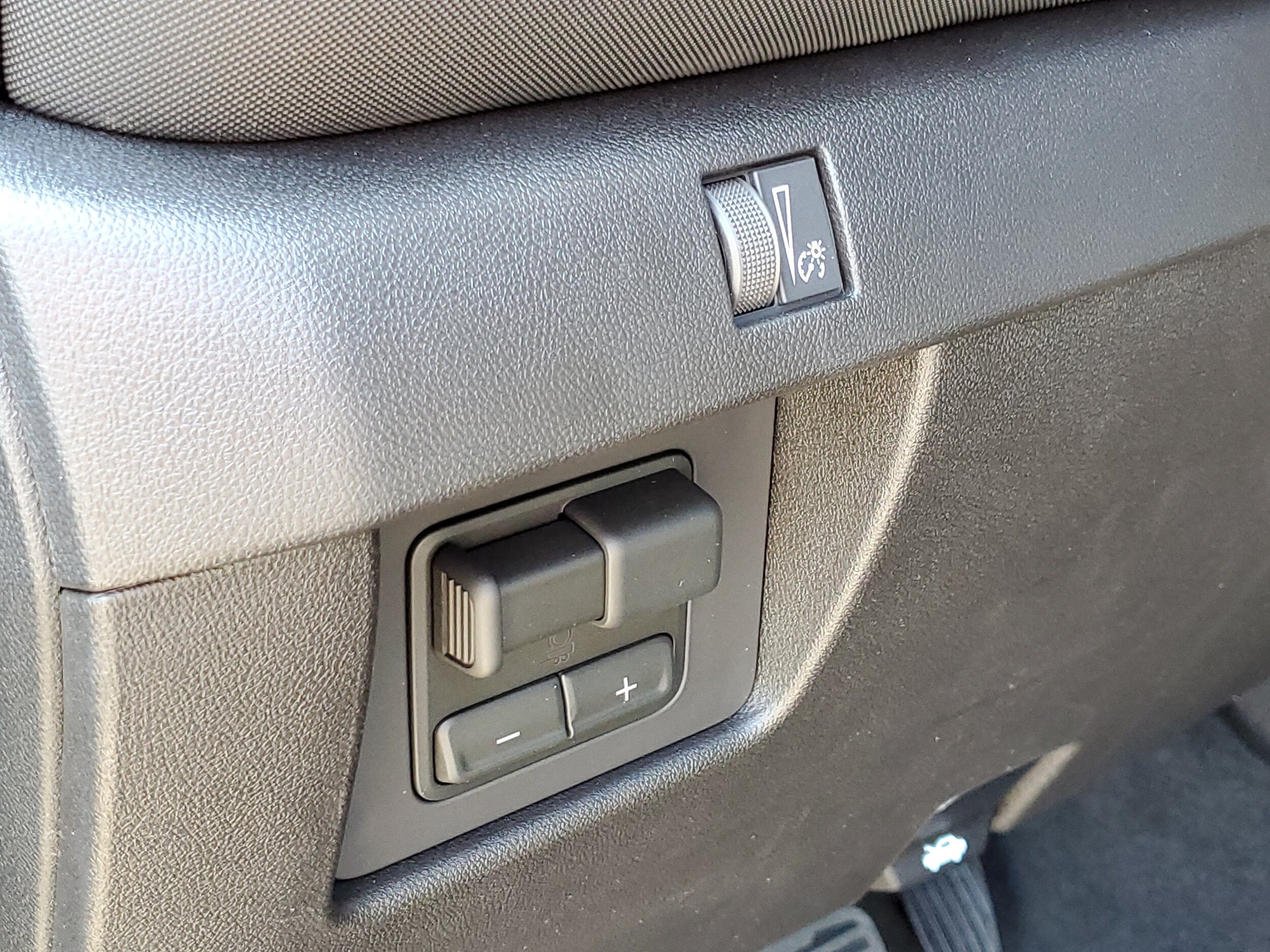 2026 Chevrolet Colorado Z71 - Photo 8
