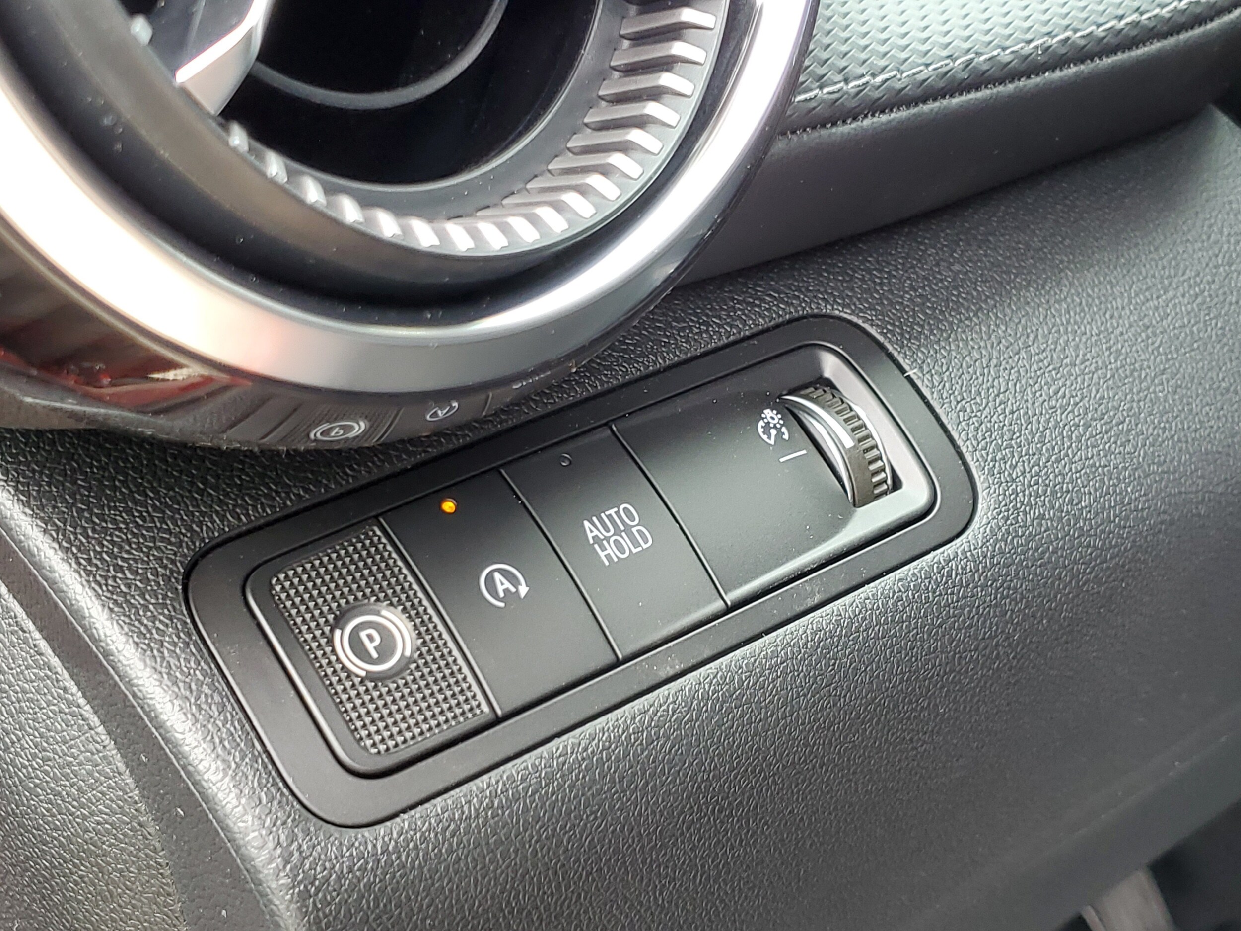 2027 Chevrolet Equinox LT - Photo 8