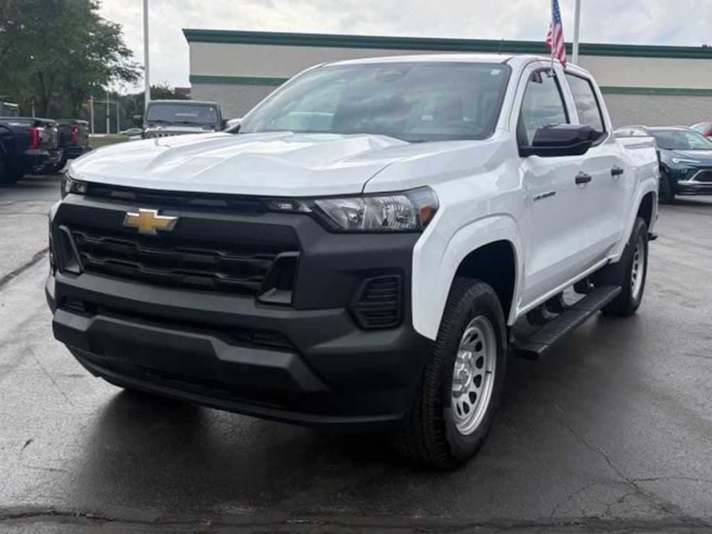 Used 2023 Chevrolet Colorado 2WD Work Truck Truck Crew Cab