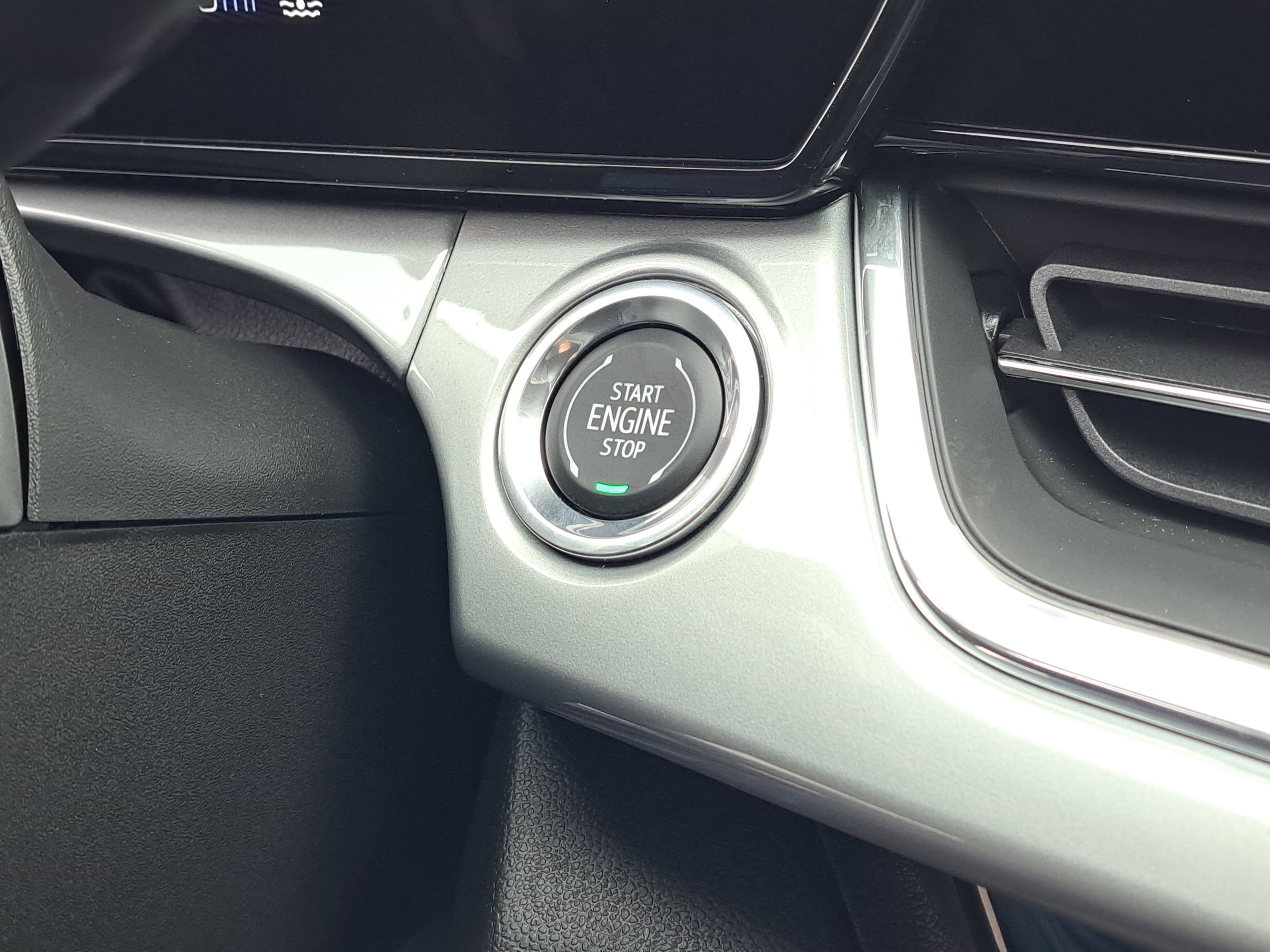 2026 Chevrolet Trax LT - Photo 10