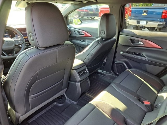 2025 Chevrolet Equinox EV RS - Photo 19