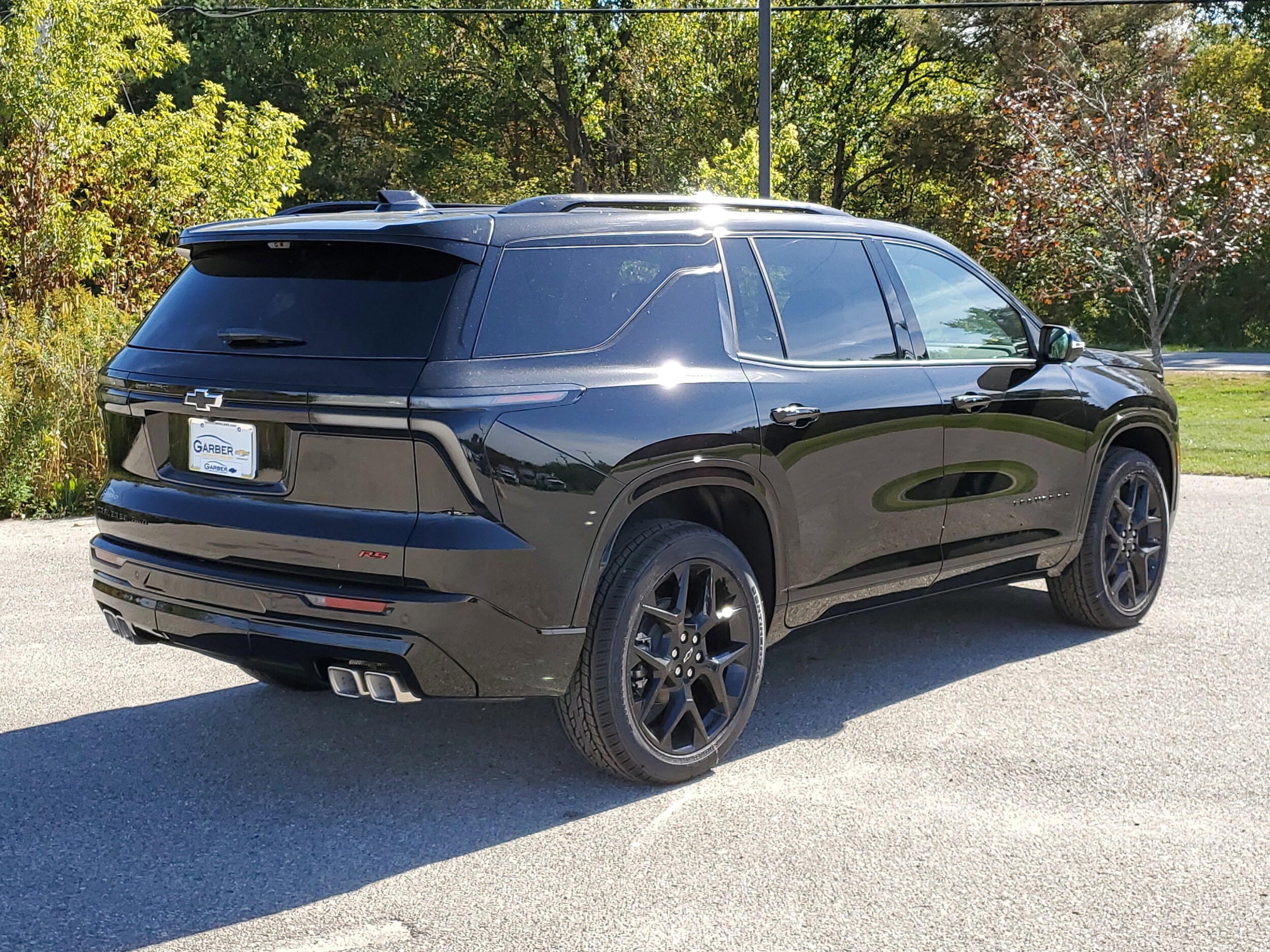 2026 Chevrolet Traverse RS photo 2